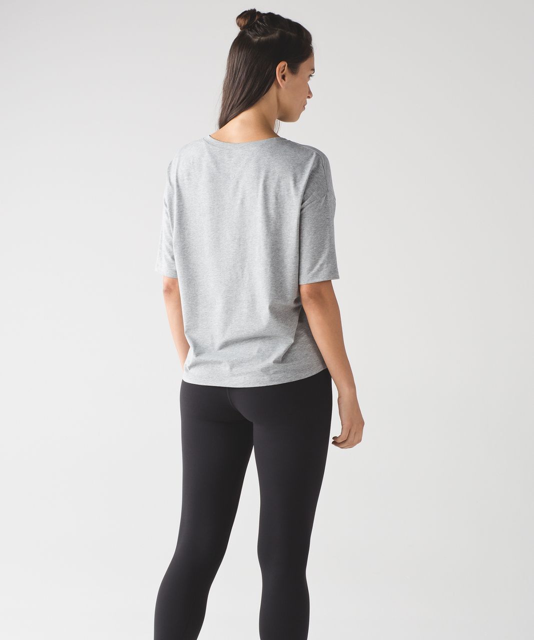 Lululemon Ambleside Crew Short Sleeve - Heathered Medium Grey