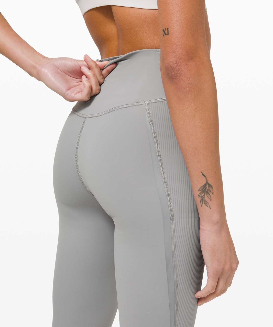 Lululemon Gloss Trim Run Super High-Rise Crop 17" - Rhino Grey