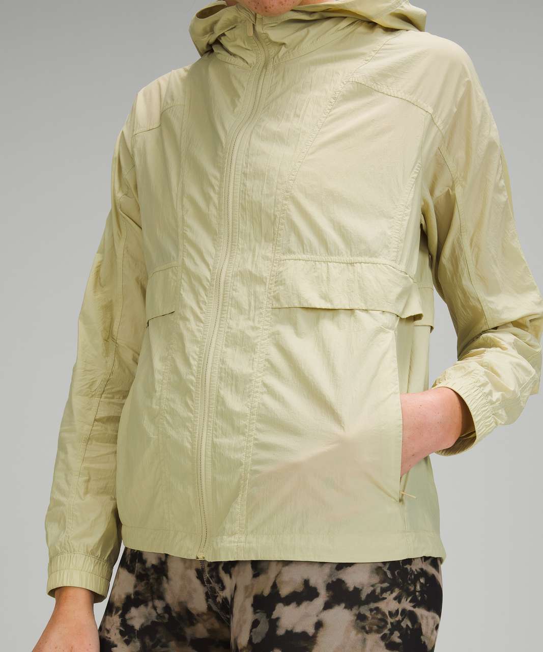 Lululemon Hood Lite Jacket *Packable - Dew Green