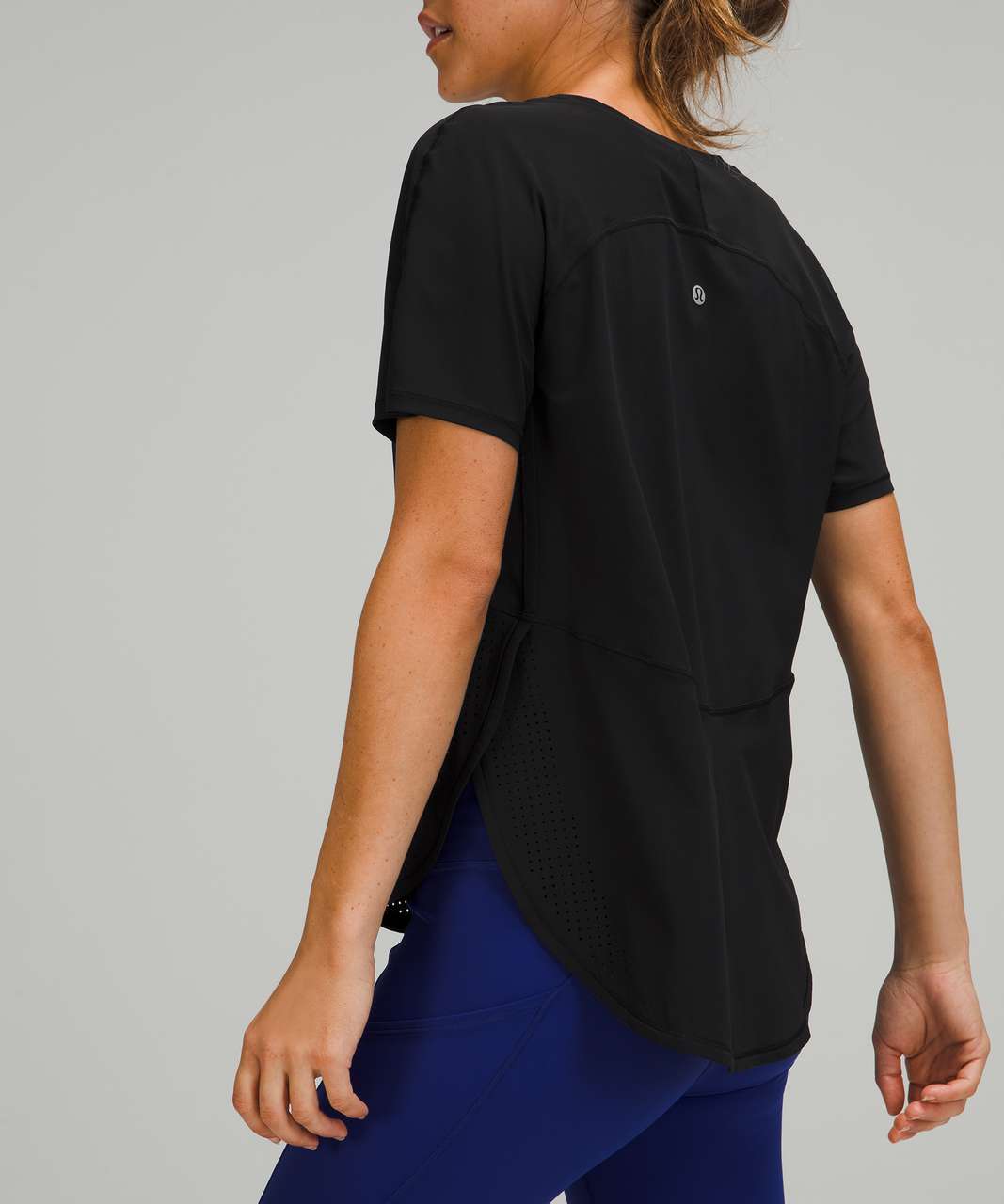 Lululemon UVP Run Short Sleeve - Black