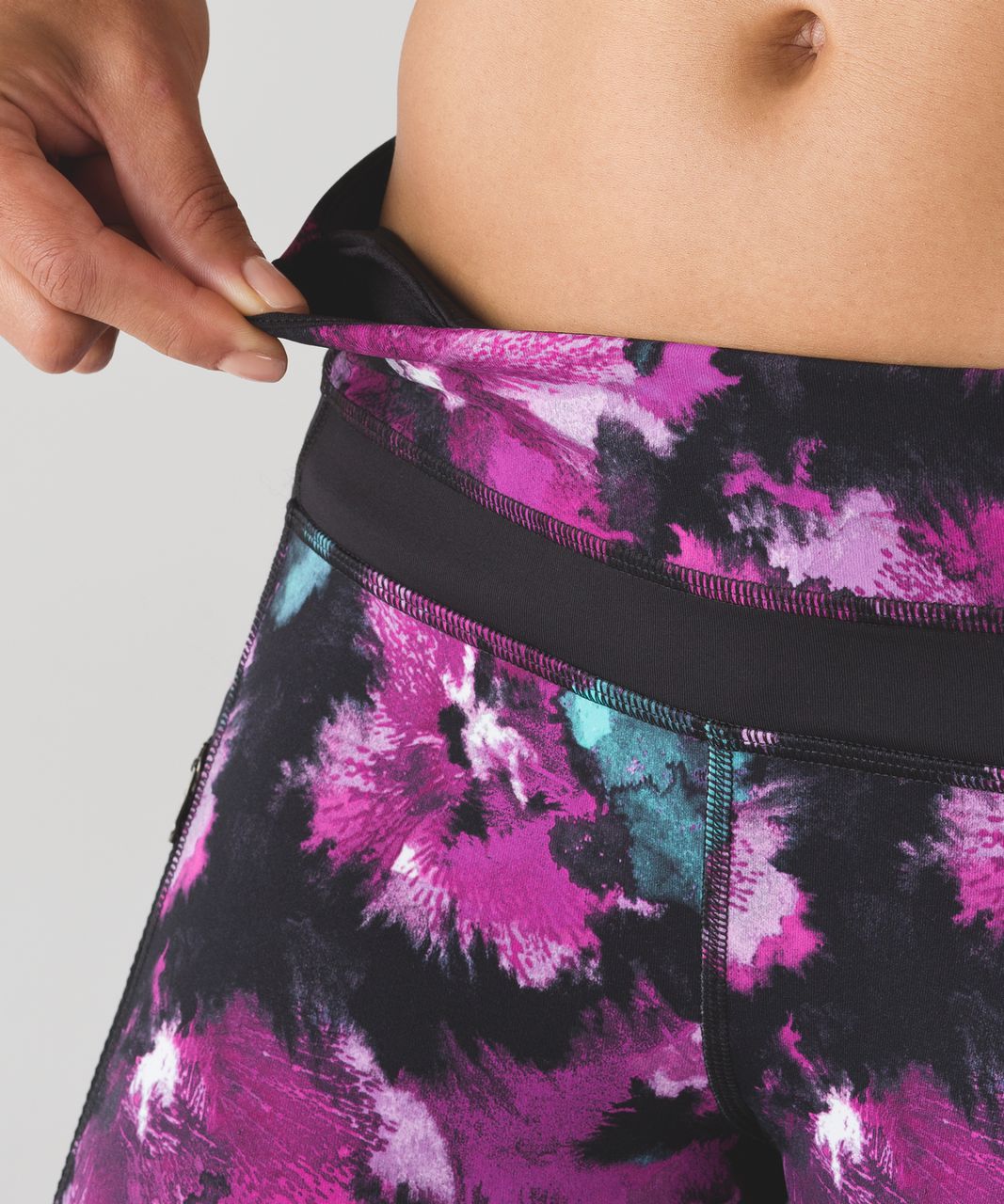 Lululemon Inspire Tight II - Midnight Bloom Black Deep Fuschia / Black