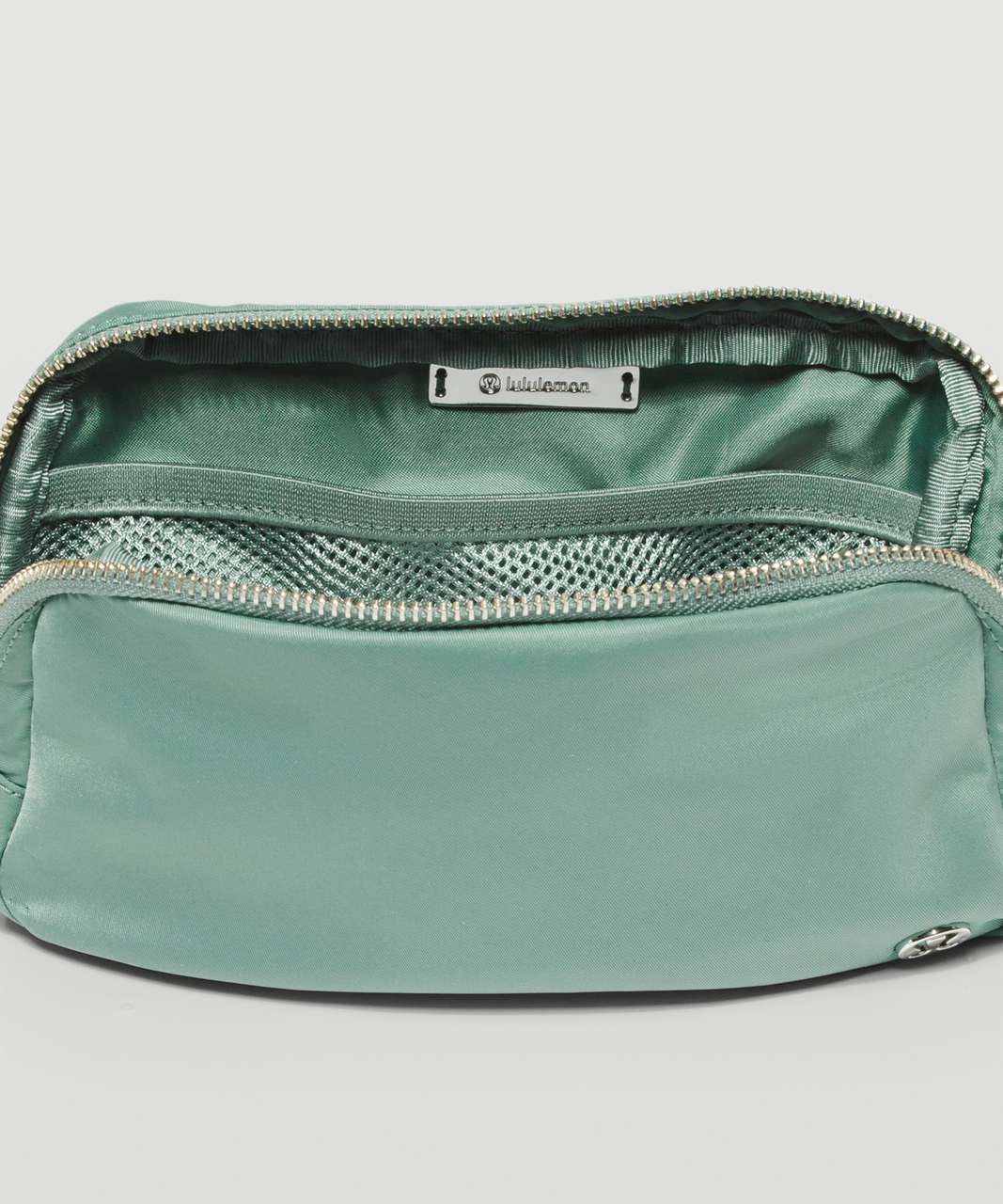 Lululemon Athletica Everywhere - Bolsa para cinturón de 1L (verde azulado),  Color verde azulado.