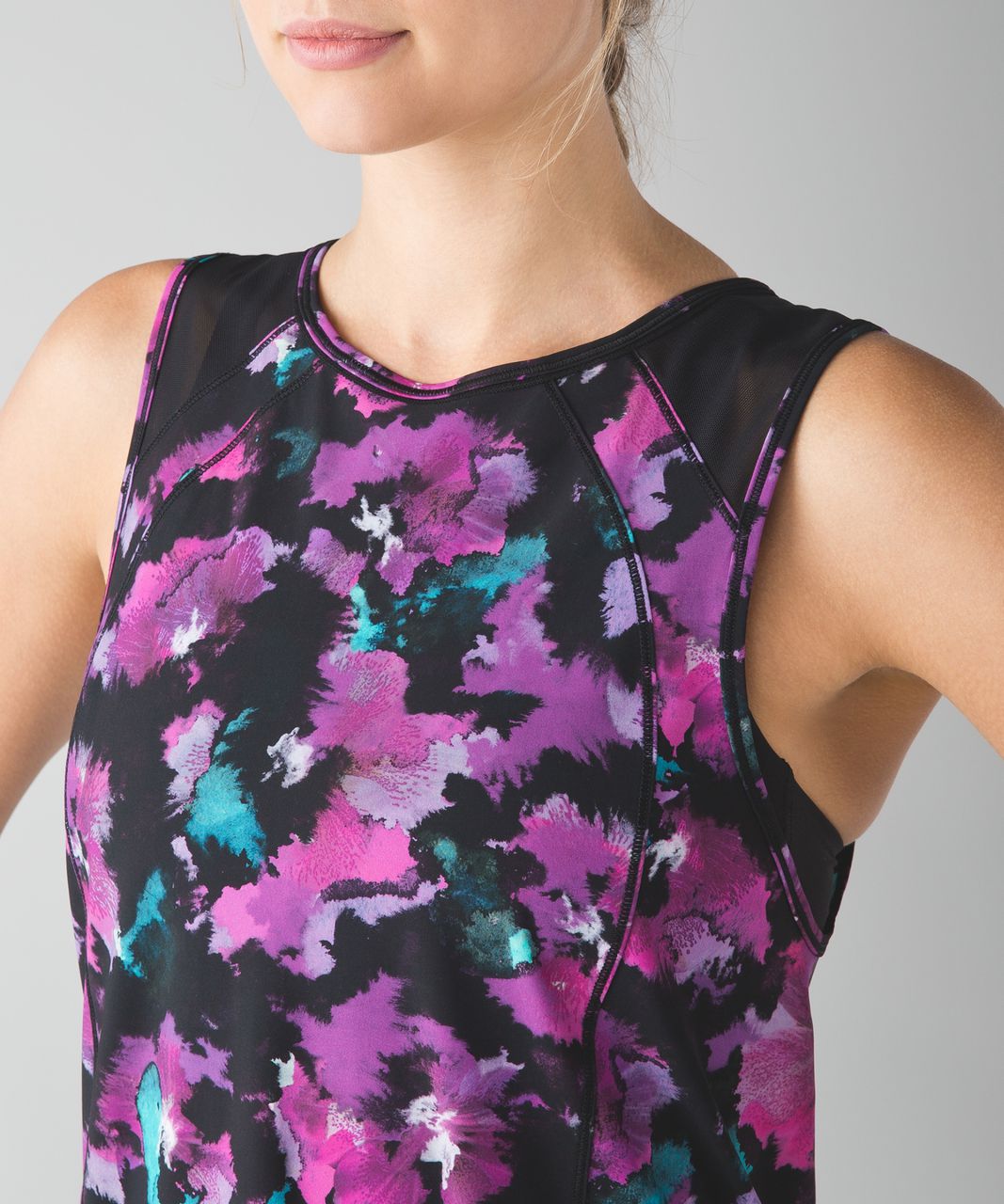 Lululemon Sculpt Tank - Midnight Bloom Black Deep Fuschia / Black