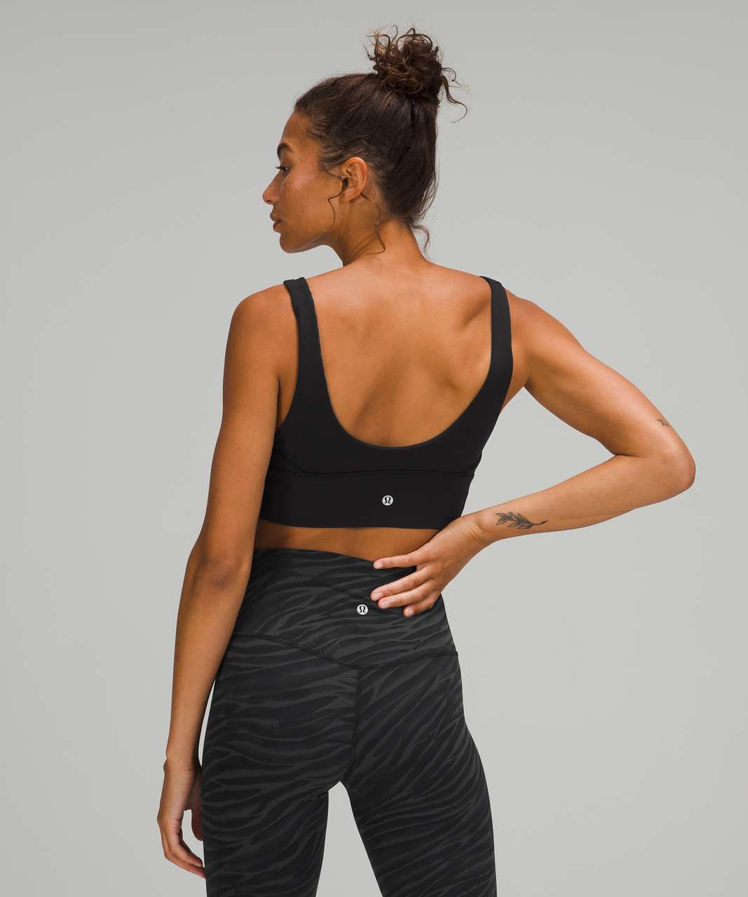 Lululemon Black Sports Bra - AirRobe