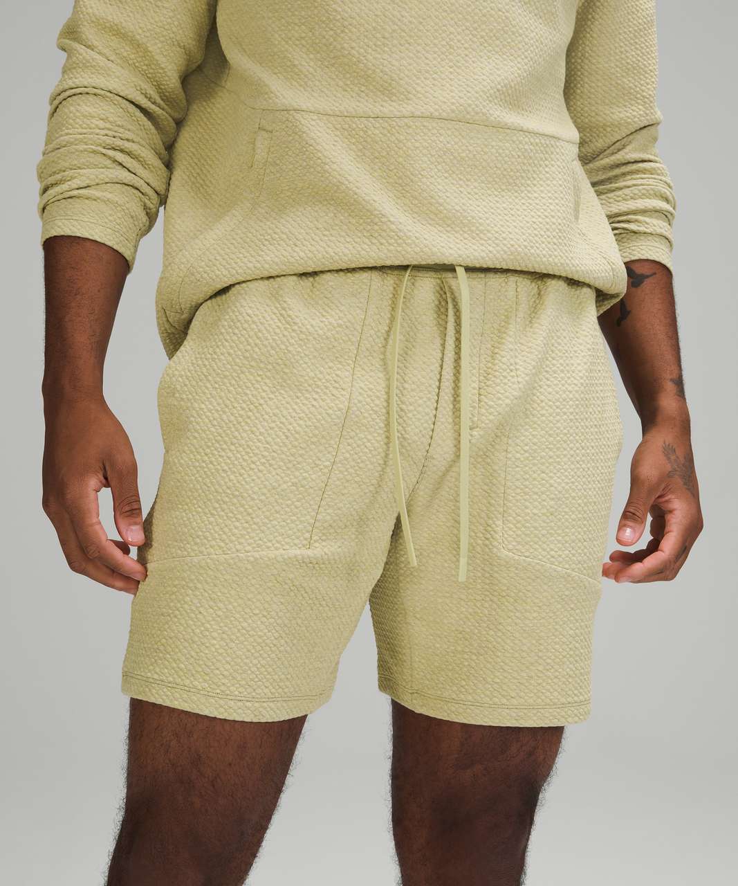 Lululemon At Ease Short 7 - Heathered Dew Green / Black - lulu