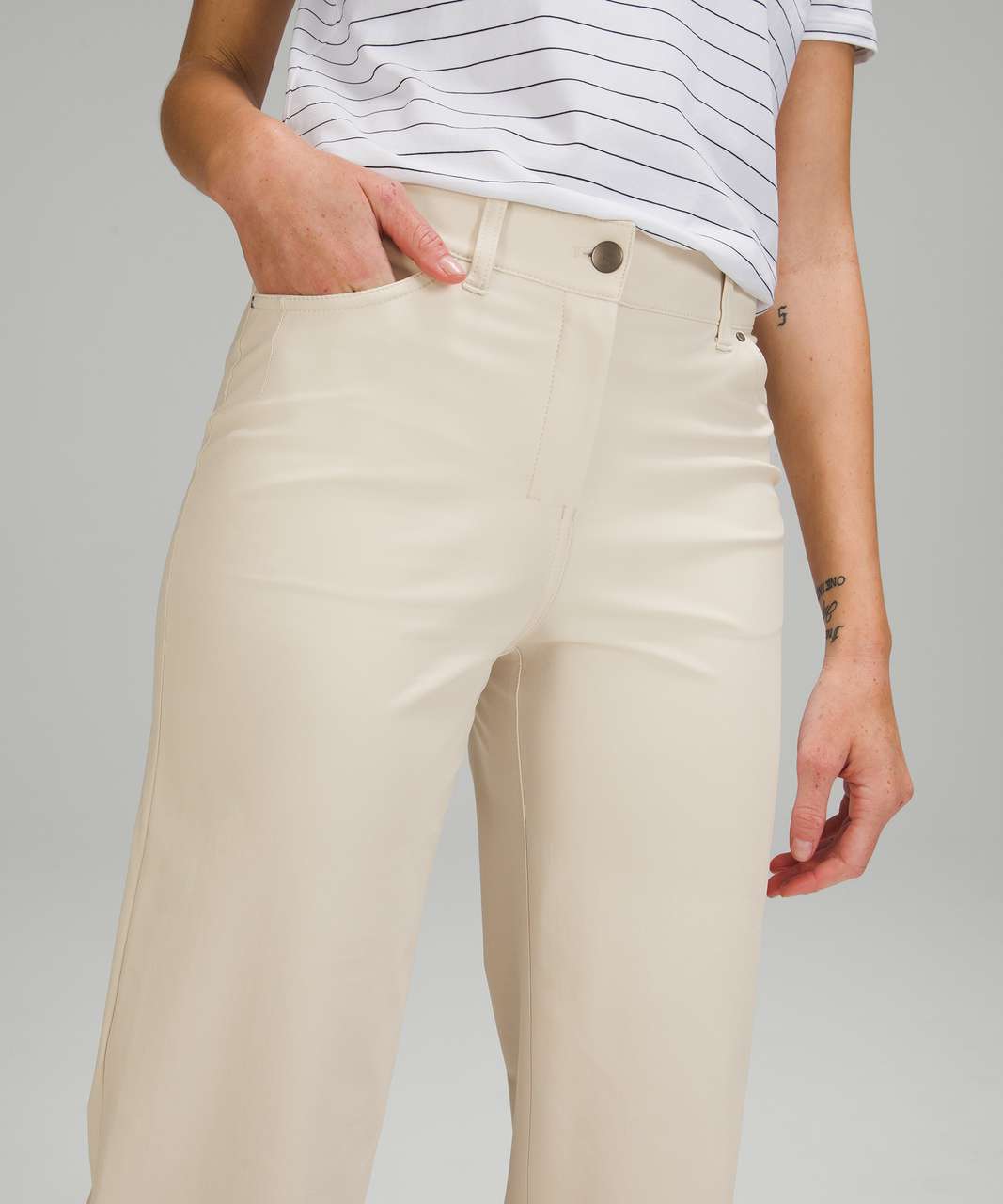 City Sleek Wide Leg Pant in white opal>>>> ft. High-Neck Align tank in  tidewater teal : r/lululemon