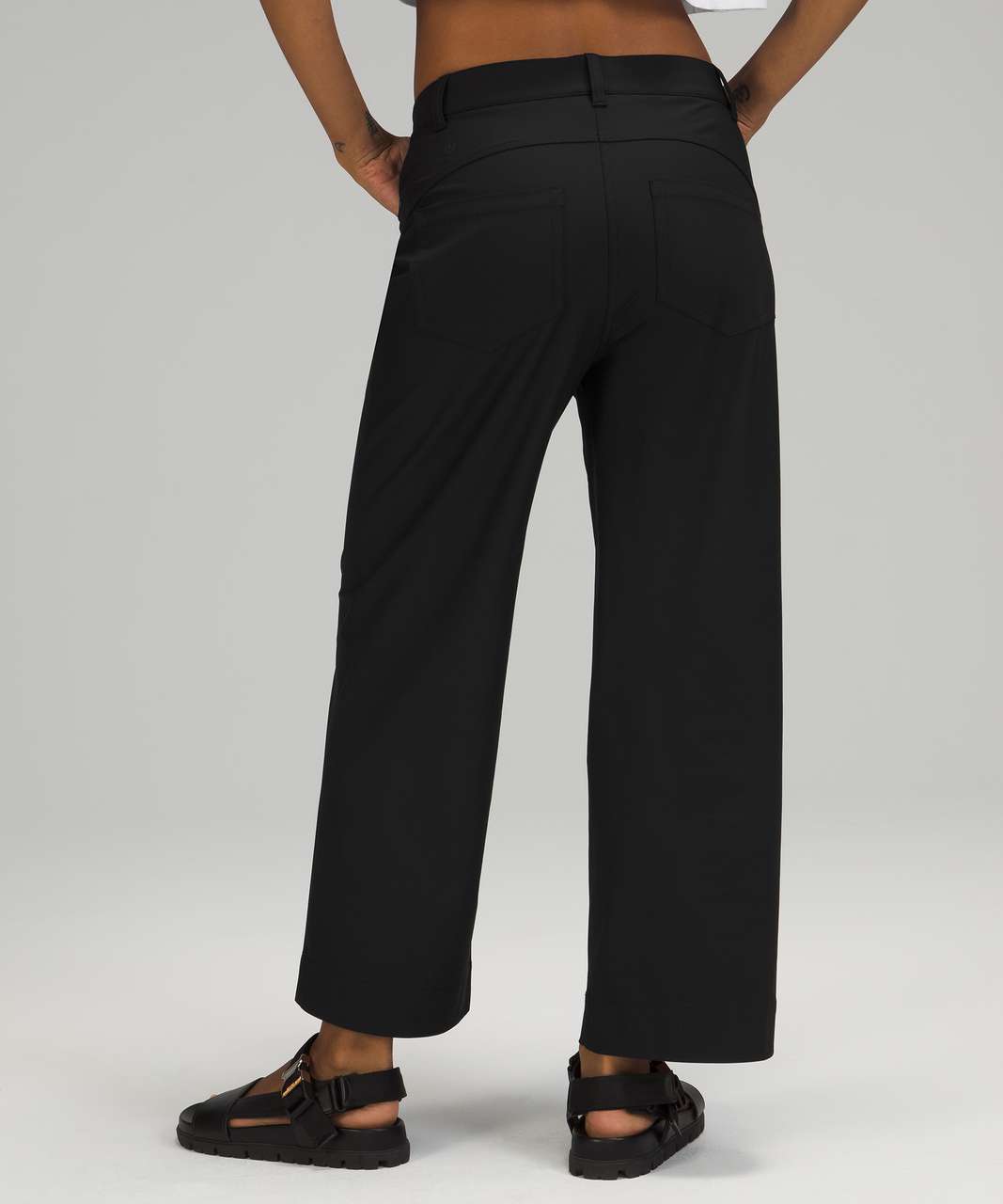 Lululemon City Sleek 5 Pocket Wide Leg Pant Black 7/8 Length Crop Women's  27 NEW