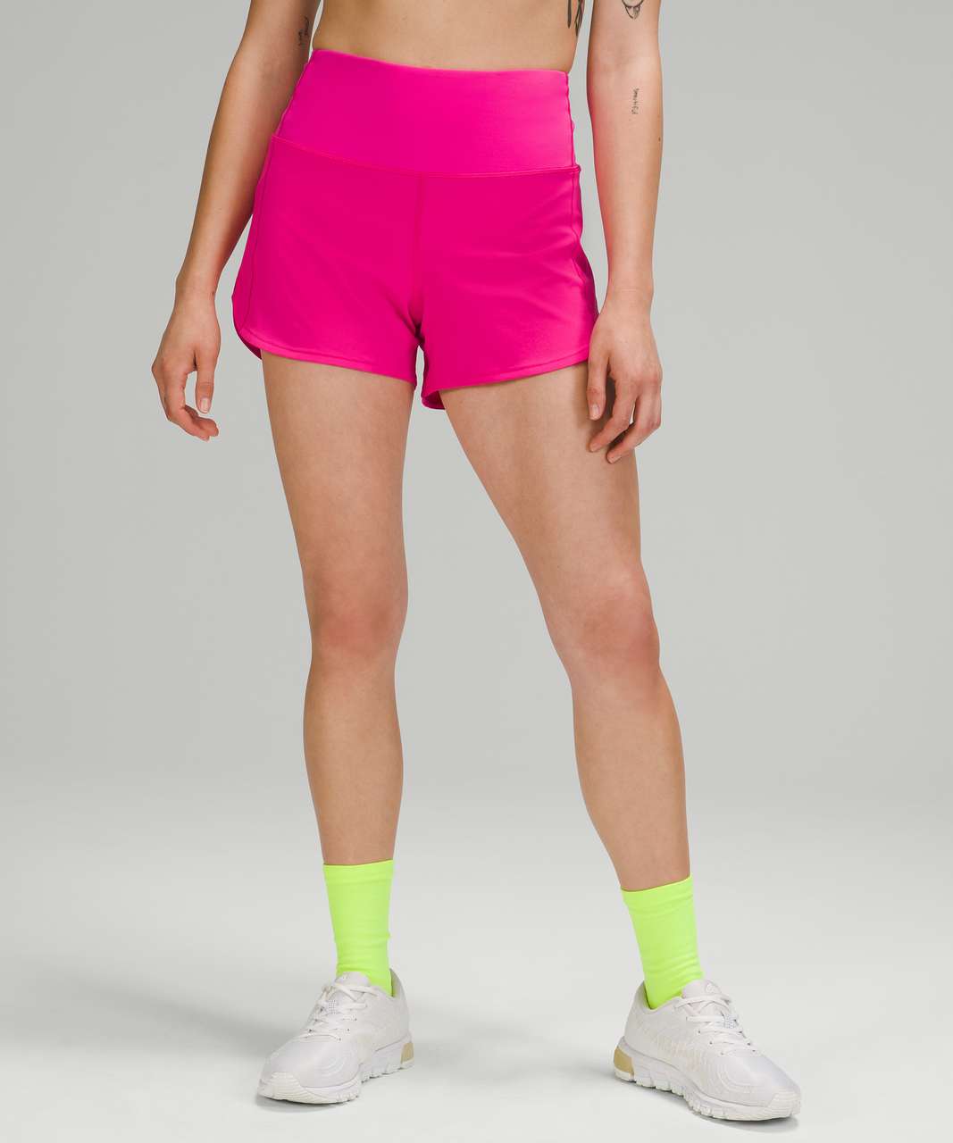 LULULEMON SPEED UP LOW RISE SHORT 2.5 SONIC PINK 8/M NEW