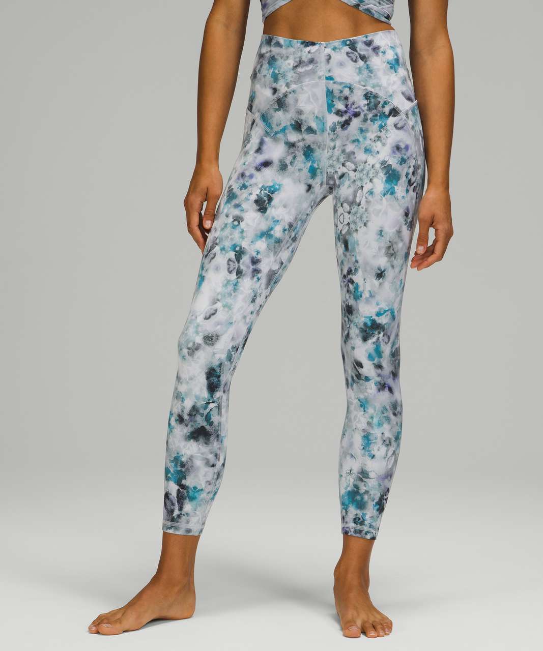 Lululemon Floral High Rise Leggings NWT- Size 4 (Inseam 25) – The Saved  Collection