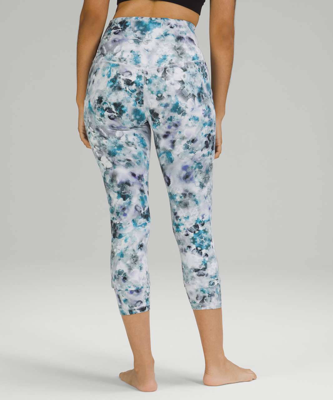 Lululemon Align High Rise Crop with Pockets 23 - Kaleidofloral