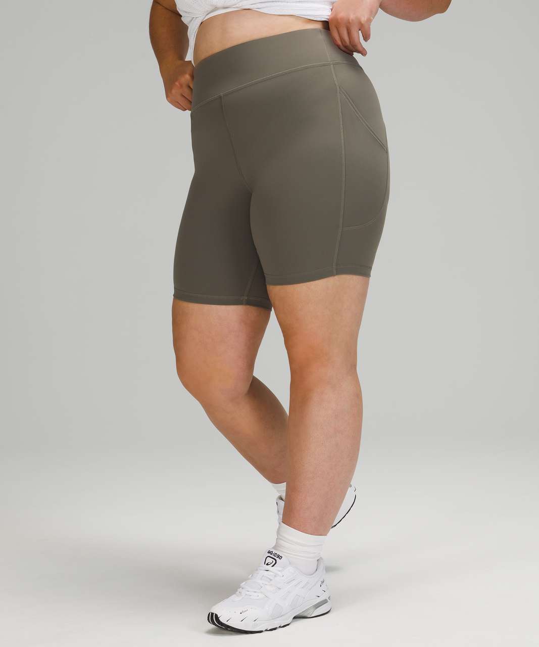 Lululemon Invigorate High Rise Short 8" - Grey Sage