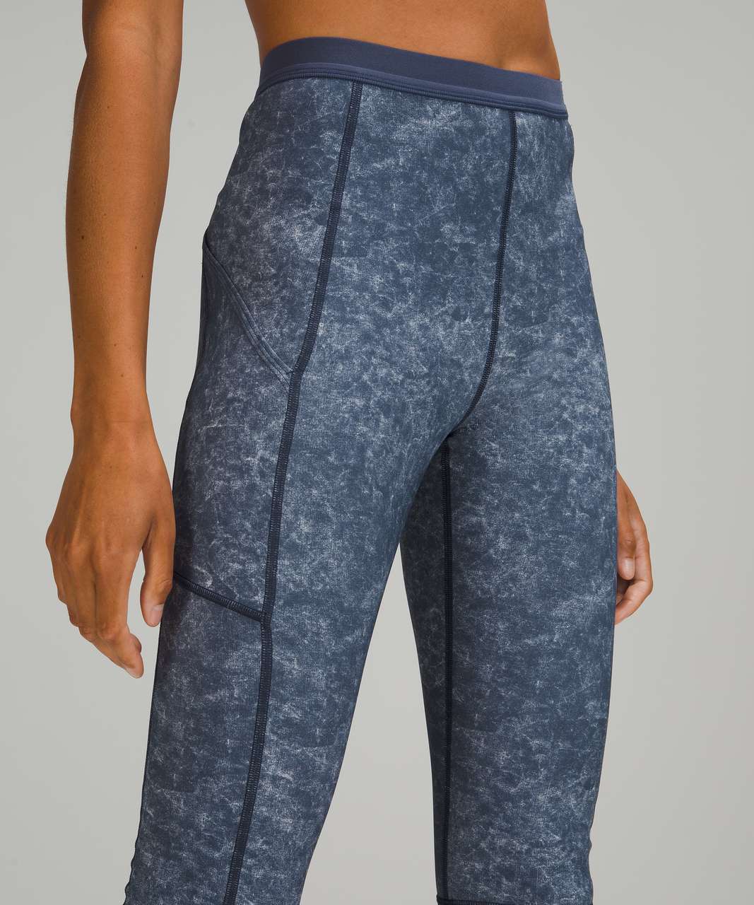 Lululemon High Rise Paddle Crop 15.75" - Denim Wash Print Blue Hail Multi