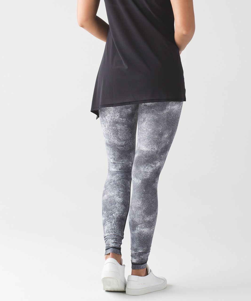 Lululemon Wunder Under Pant (Hi-Rise) (Shibori) - Shibori White Black - lulu  fanatics