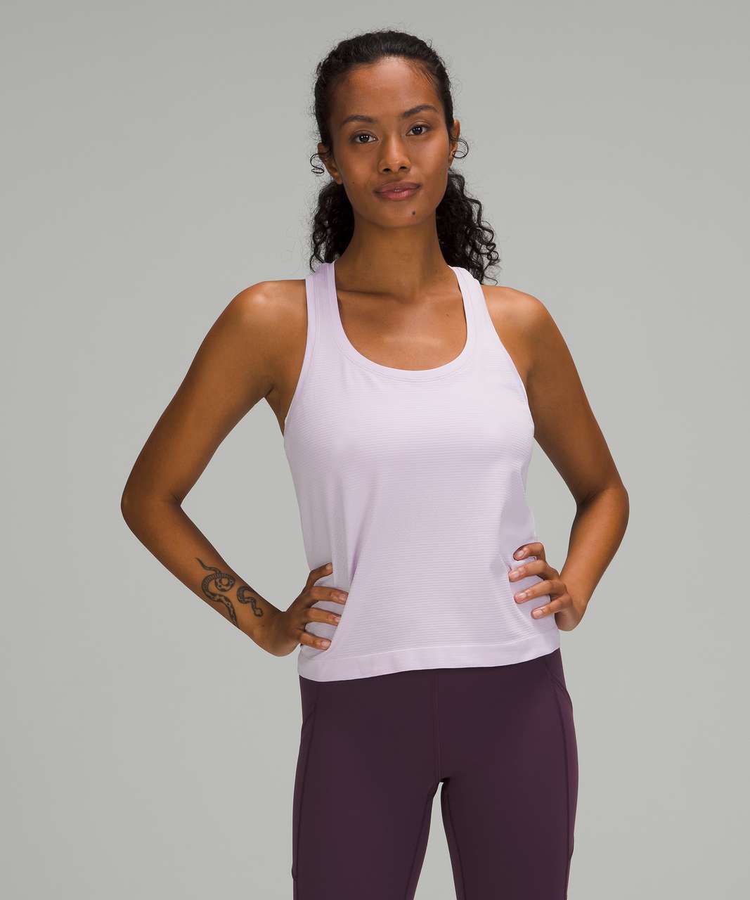 Lululemon Swiftly Tech Racerback 2.0 *Race Length - Lavender Dew / Lavender Dew