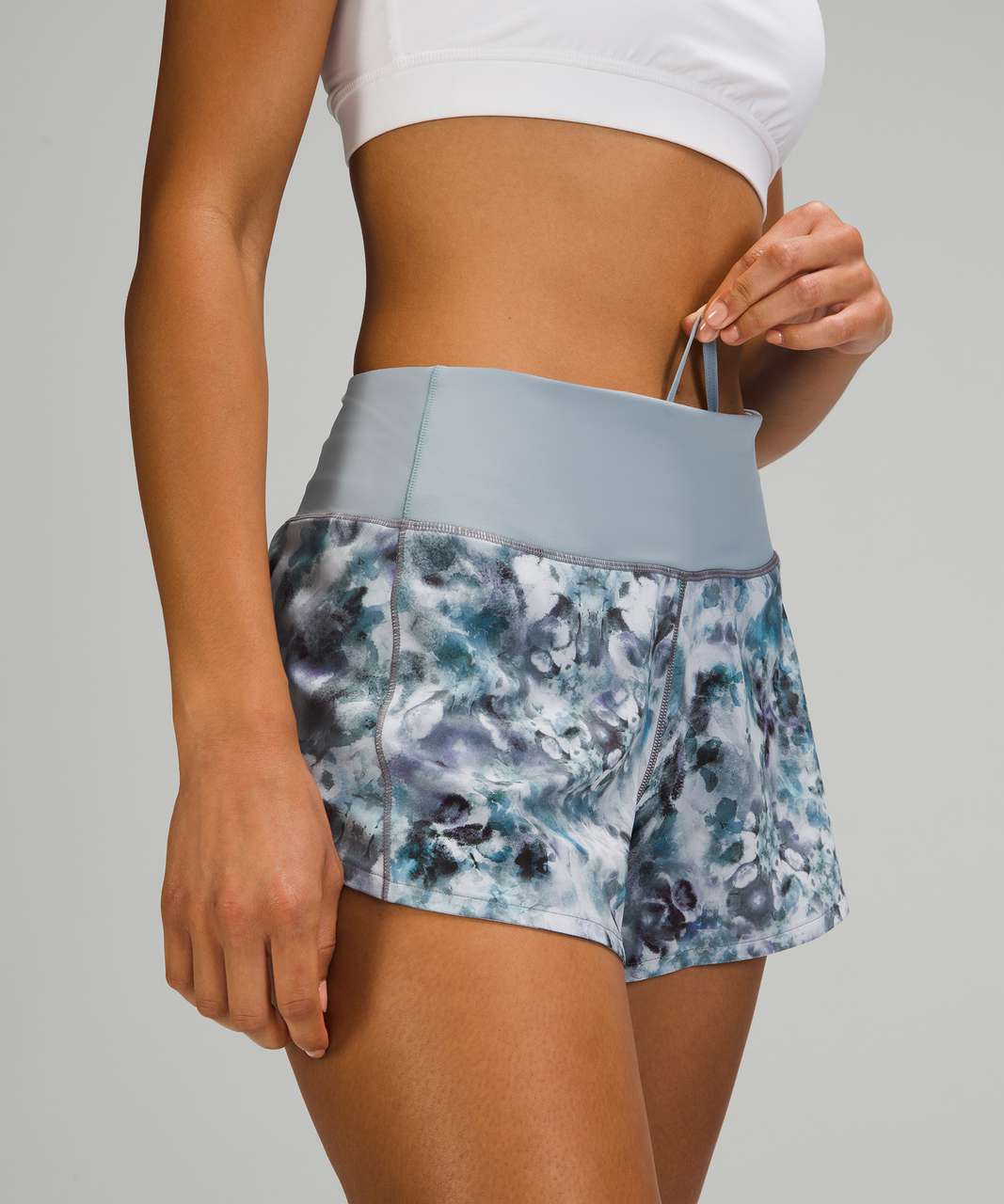 Lululemon Speed Up Mid-Rise Lined Short 4 - Vivid Floral Tone