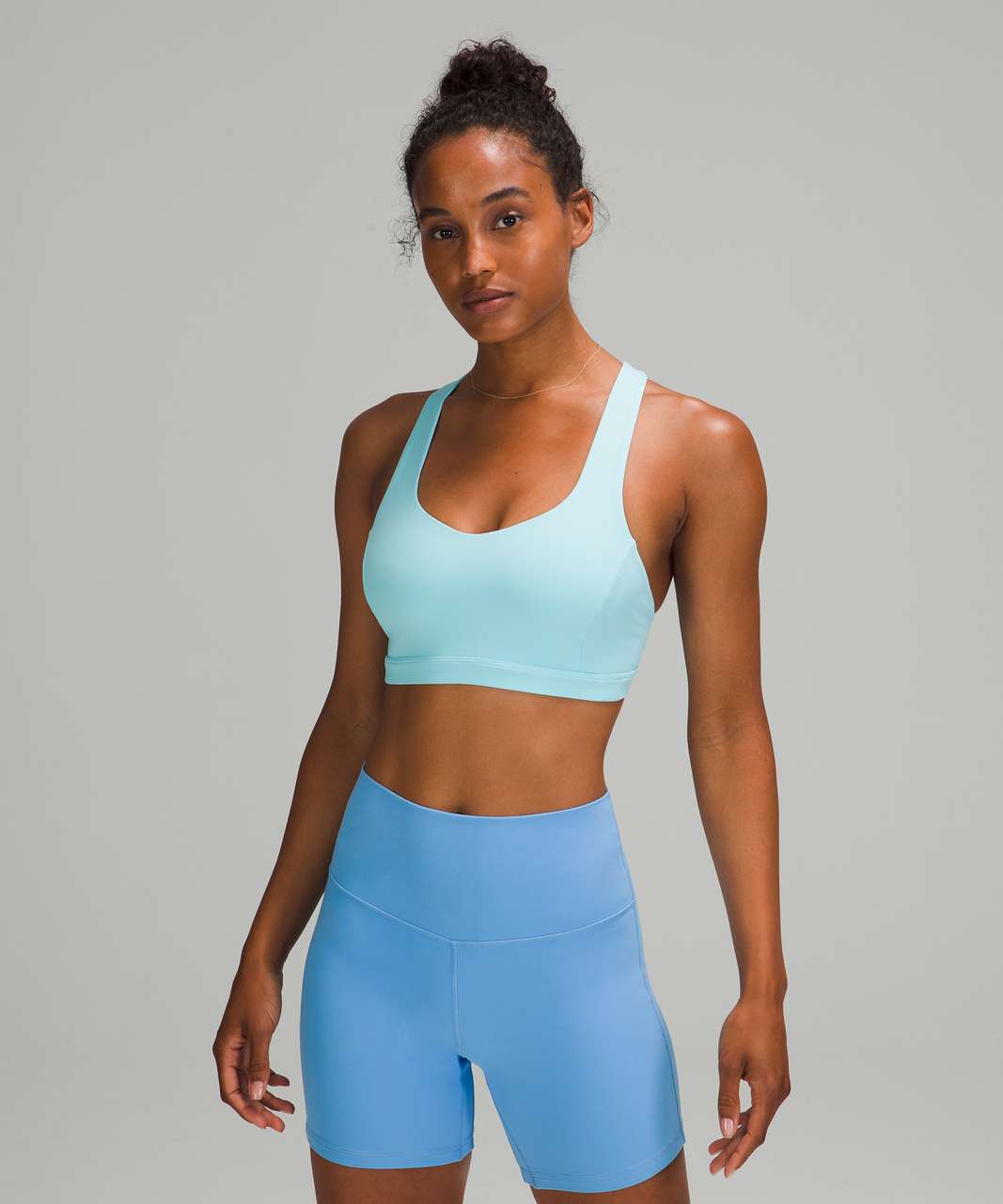 Free To Be Elevated Bra *Light Support, Pastel Blue