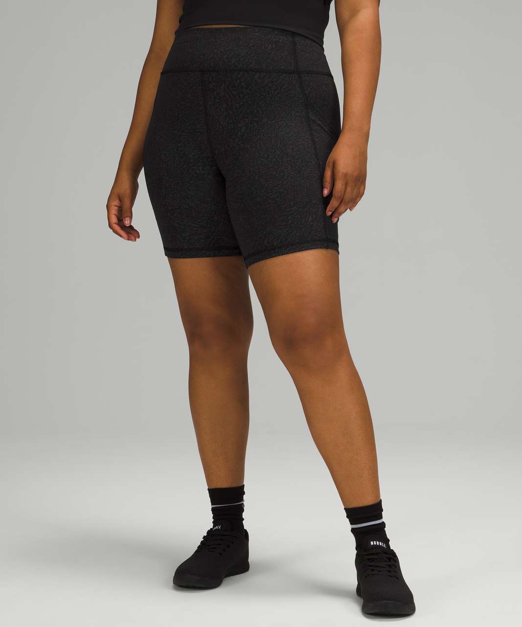 Lululemon Invigorate High Rise Short 8" - Crunch Black