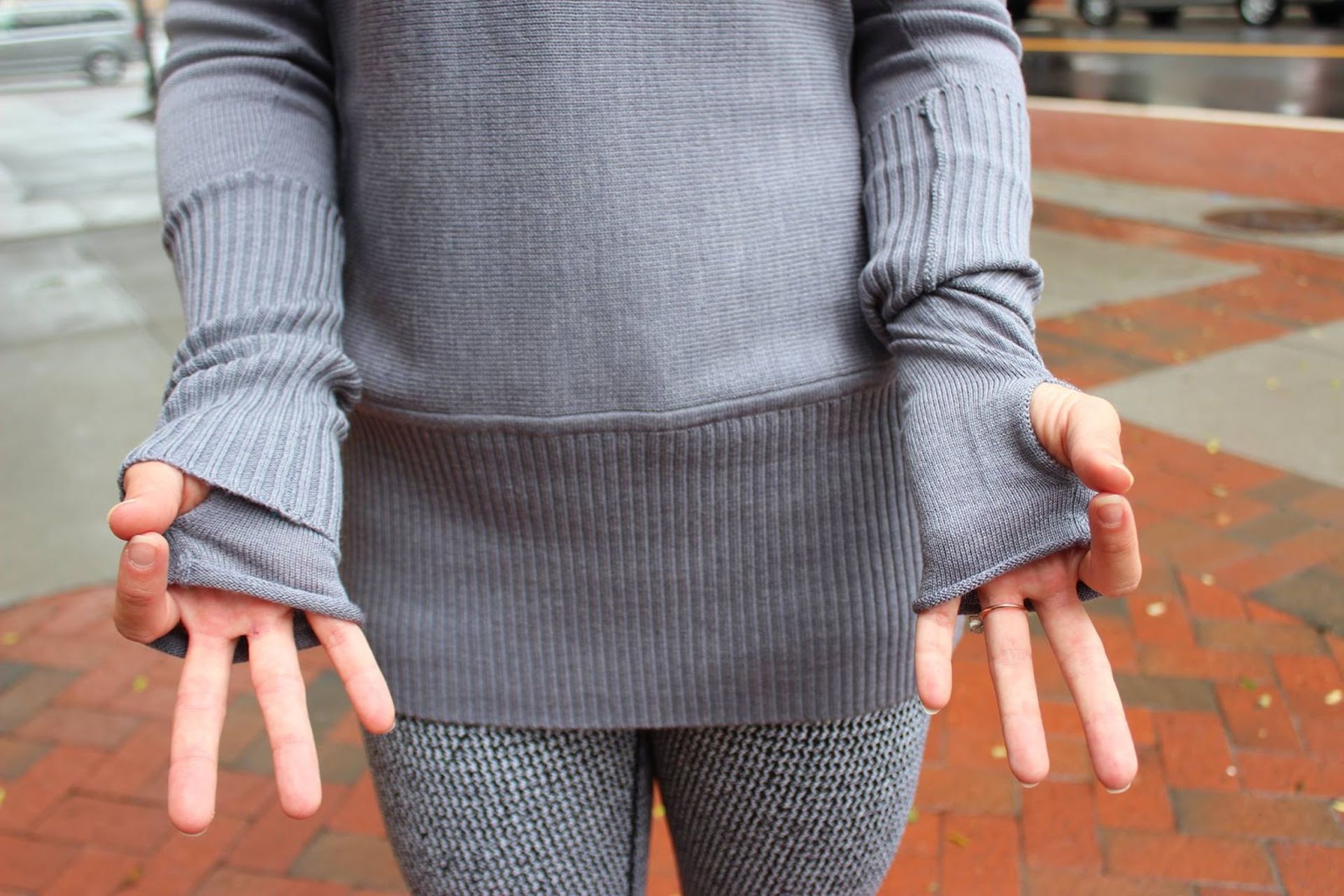 Lululemon Sattva Sweater - Heathered Arctic Grey