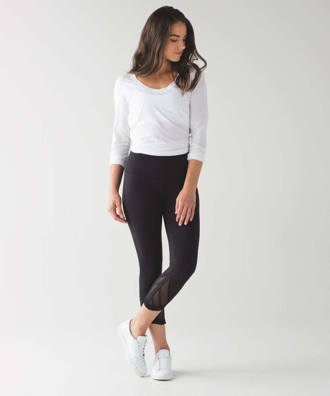 lululemon essential rhythm crop