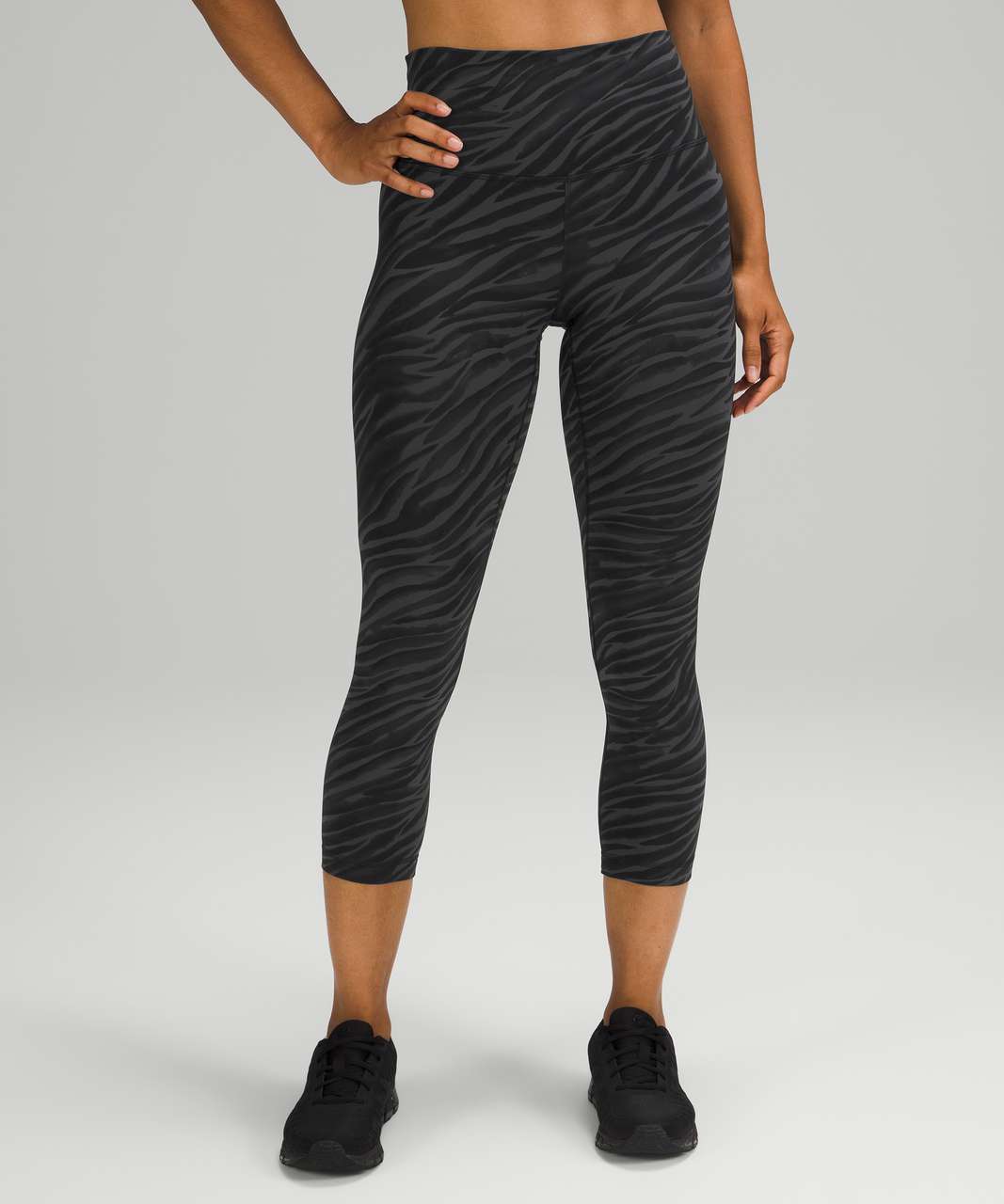 Lululemon Wunder Train High-Rise Crop 23" - Le Tigre Camo Deep Coal Multi