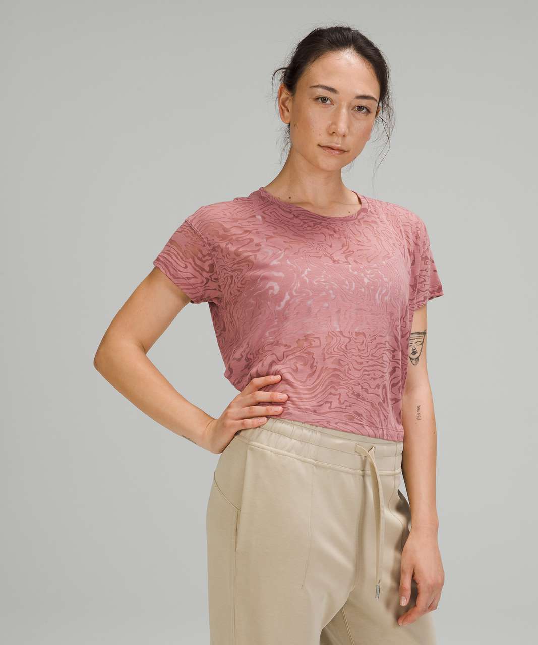 Lululemon Cates Tee *Veil - Spiced Chai