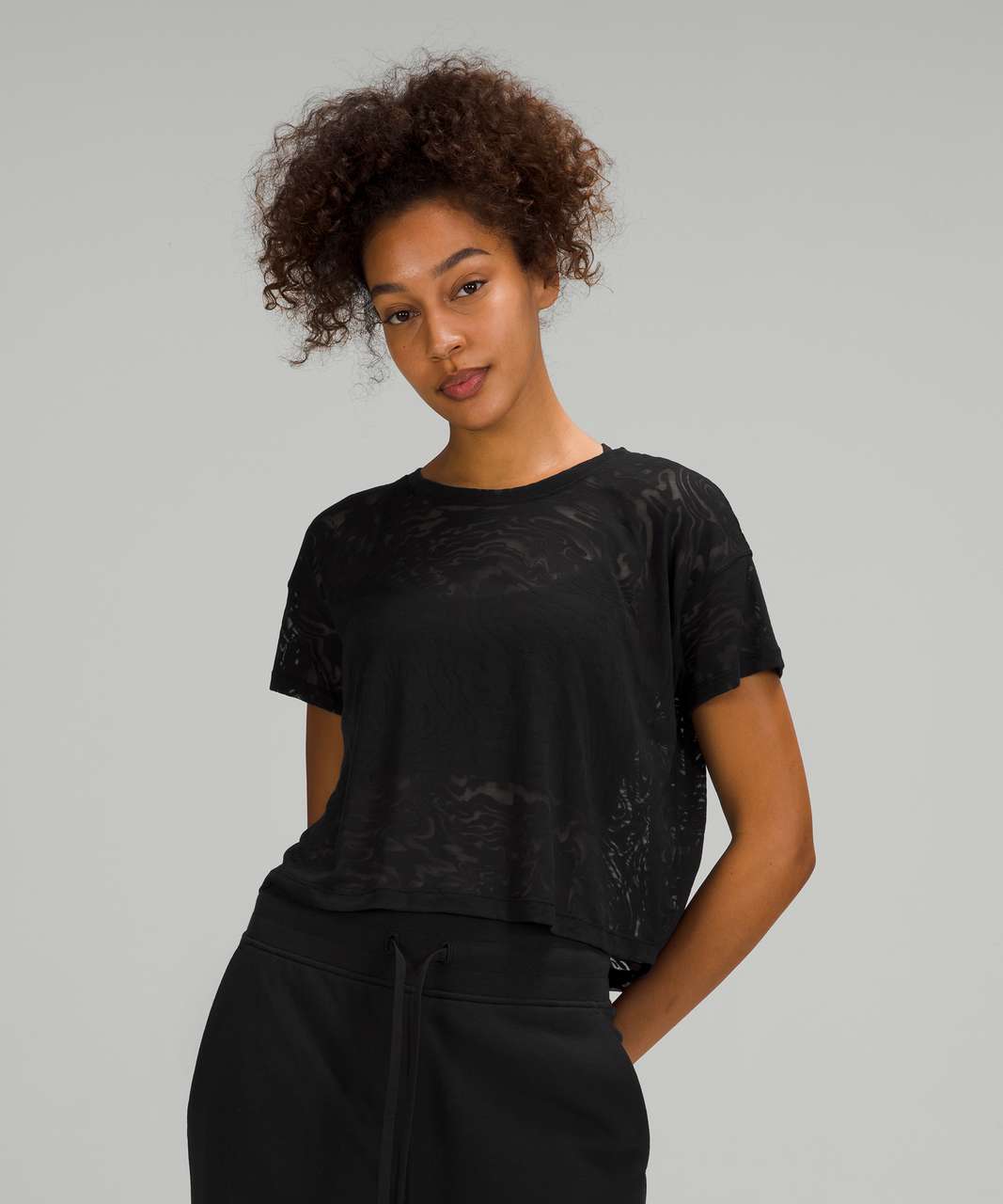 Lululemon Cates Tee *Veil - Black