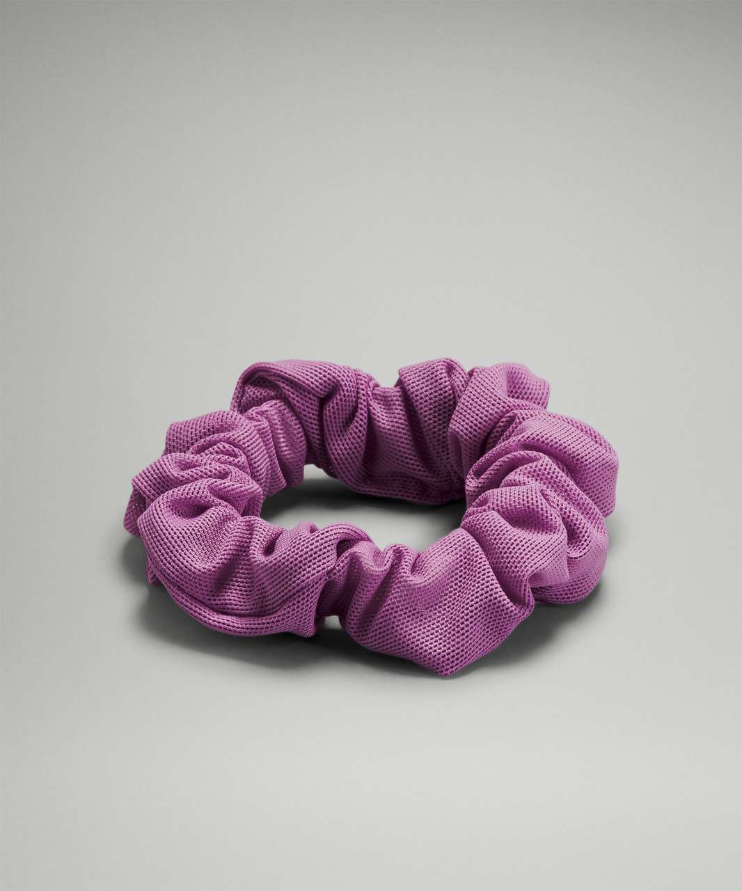 Lululemon Uplifting Scrunchie *Power Mesh - Wisteria Purple