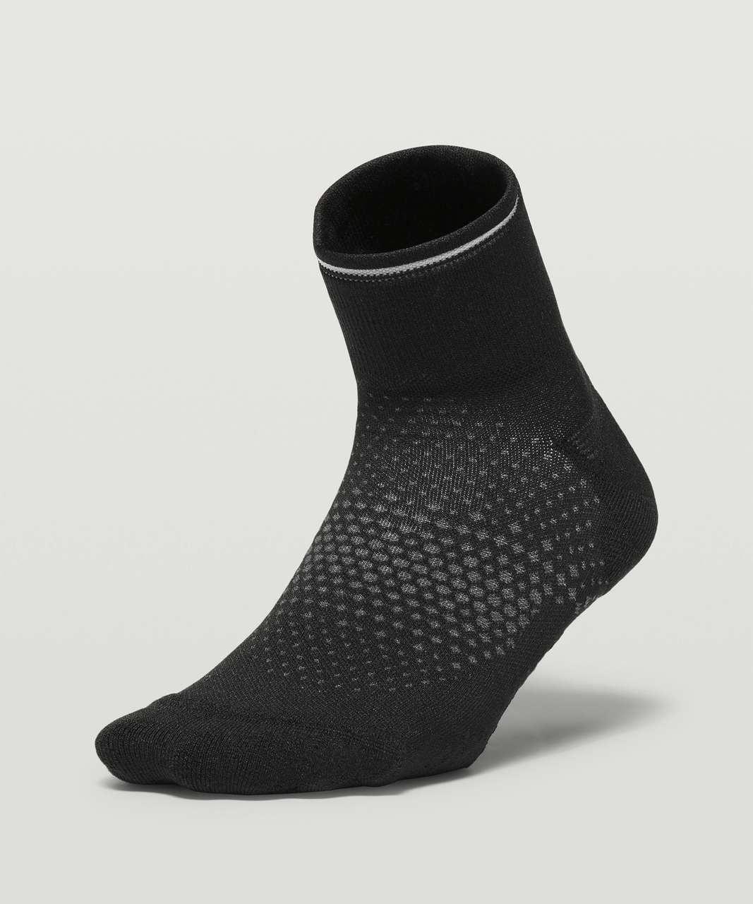 Lululemon MacroPillow Ankle Run Sock - Black