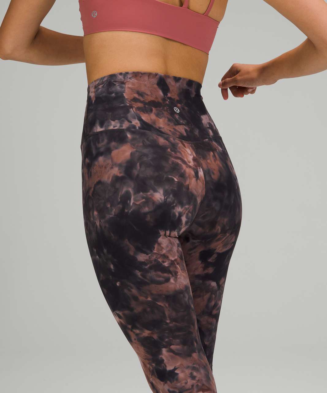 https://storage.googleapis.com/lulu-fanatics/product/64561/1280/lululemon-lululemon-align-pant-28-diamond-dye-graphite-grey-pink-pastel-046199-354219.jpg