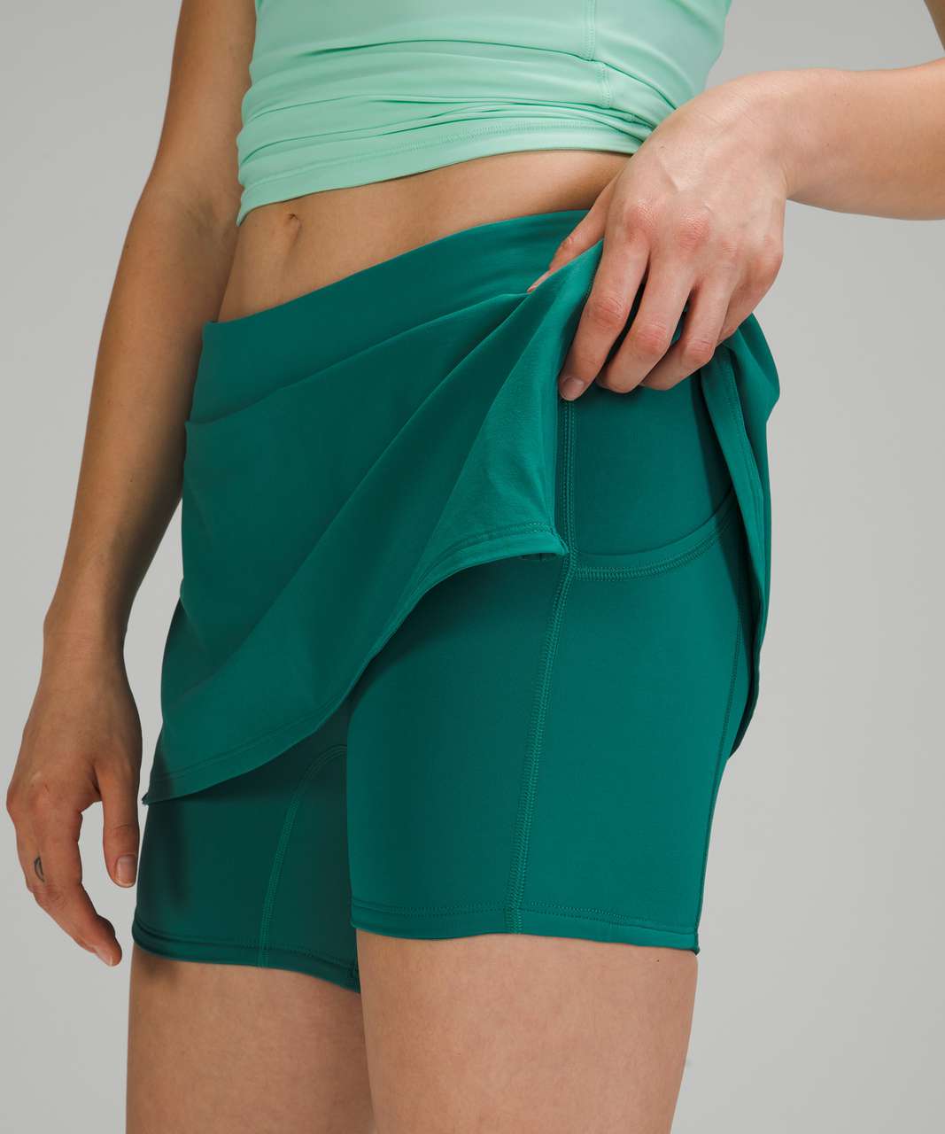 Lululemon Play Off The Pleats Mid-rise Tennis Skirt In Everglade