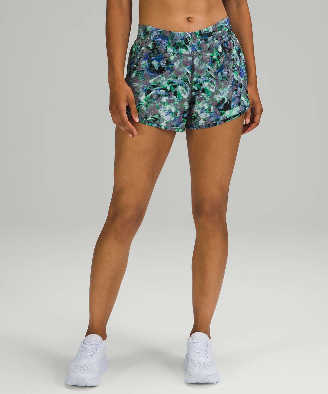 Lululemon Tracker Short 4" - Rapid Flourish Multi