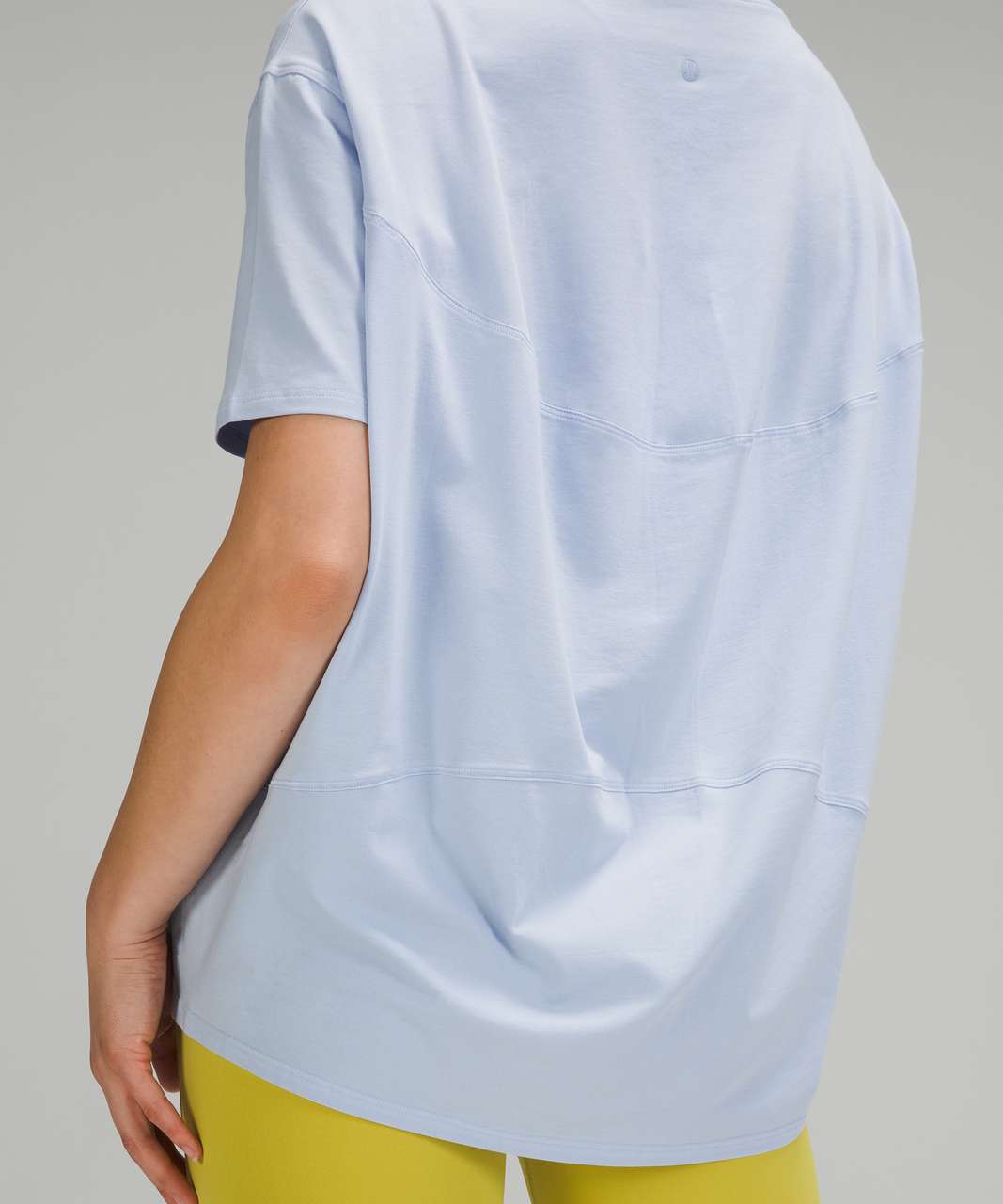 Lululemon Back In Action Short Sleeve - Blue Linen