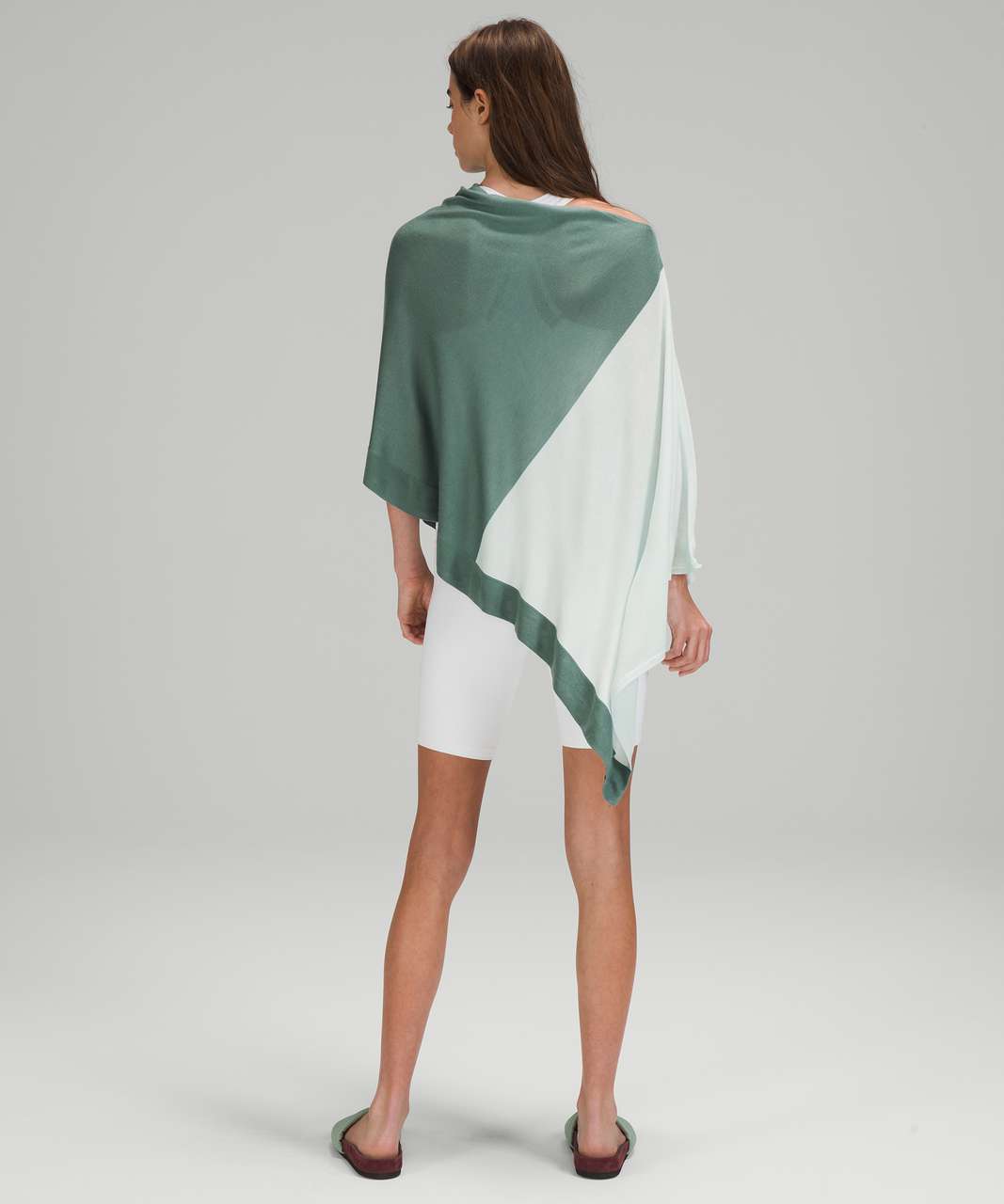 Lululemon Lightweight Knit Poncho - Tidewater Teal / Ocean Air