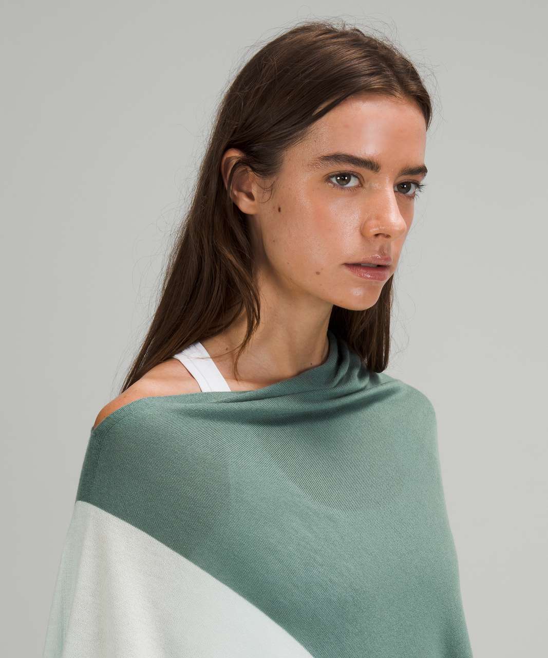 Lululemon Lightweight Knit Poncho - Tidewater Teal / Ocean Air