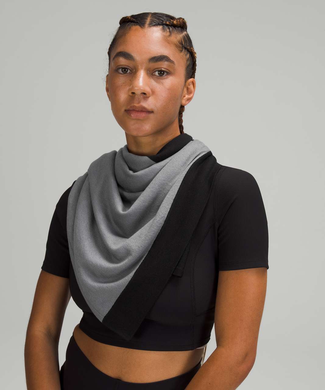 Lululemon Lightweight Knit Poncho - Black / Asphalt Grey