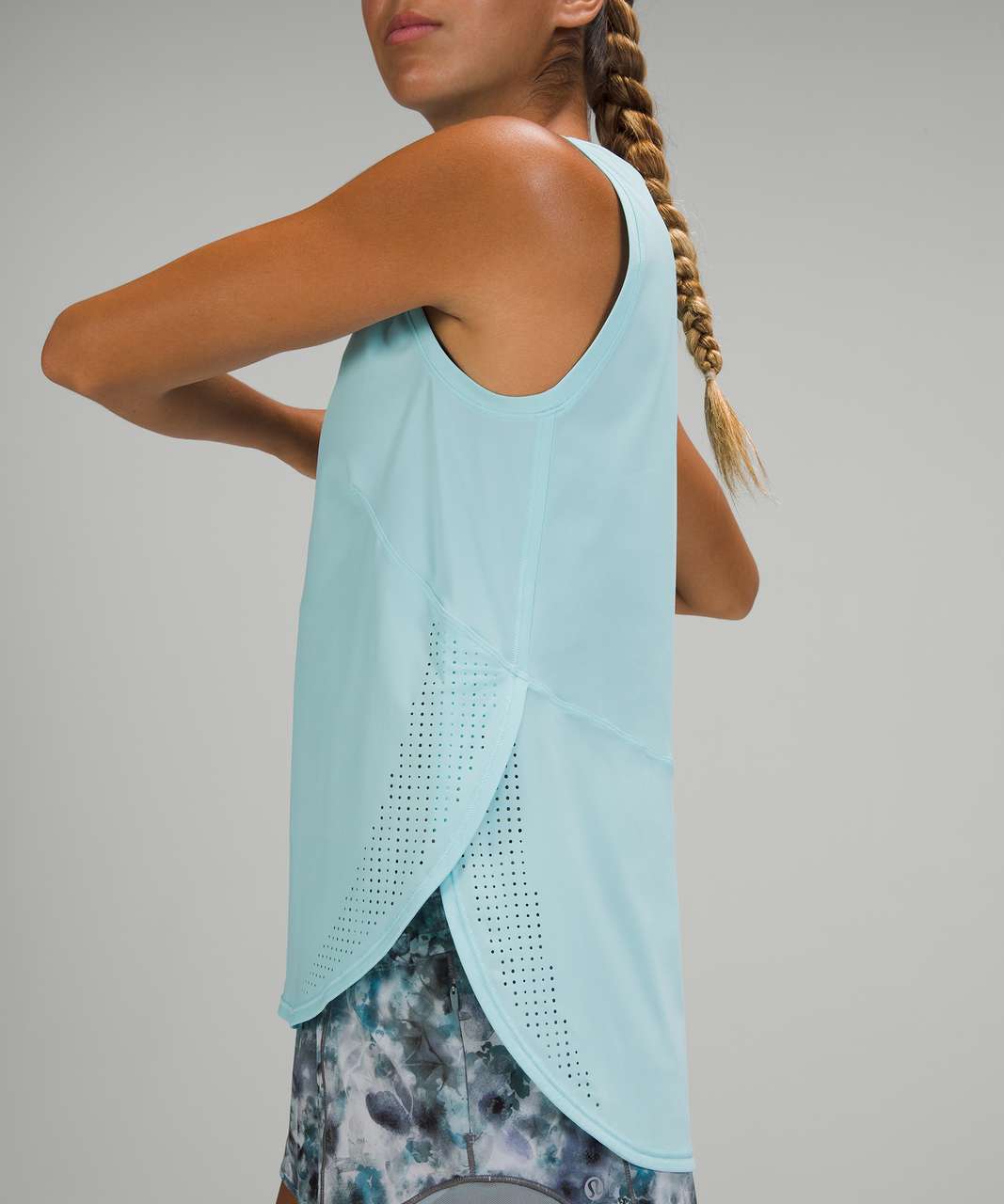 Lululemon High Neck Split Hem Run Tank - Icing Blue - lulu fanatics