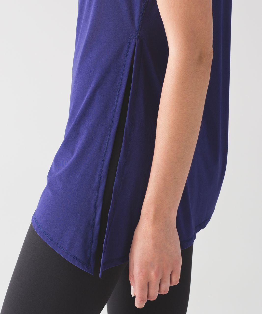 Lululemon Get Low Tank - Emperor Blue