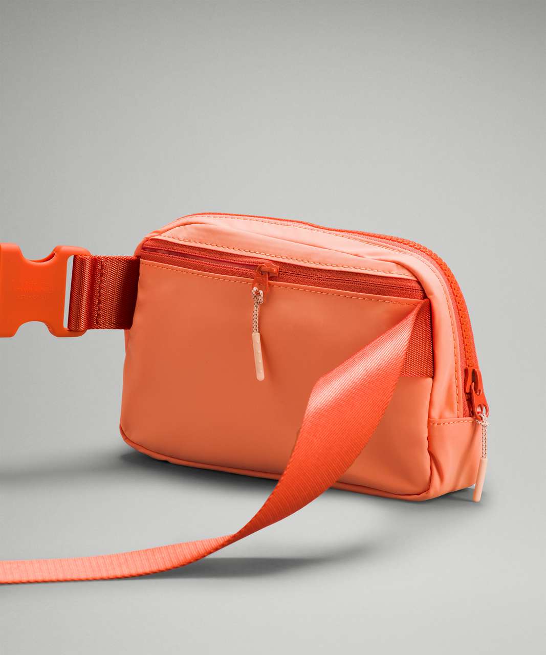 Lululemon Everywhere Belt Bag *1L - Golden Apricot / Warm Coral