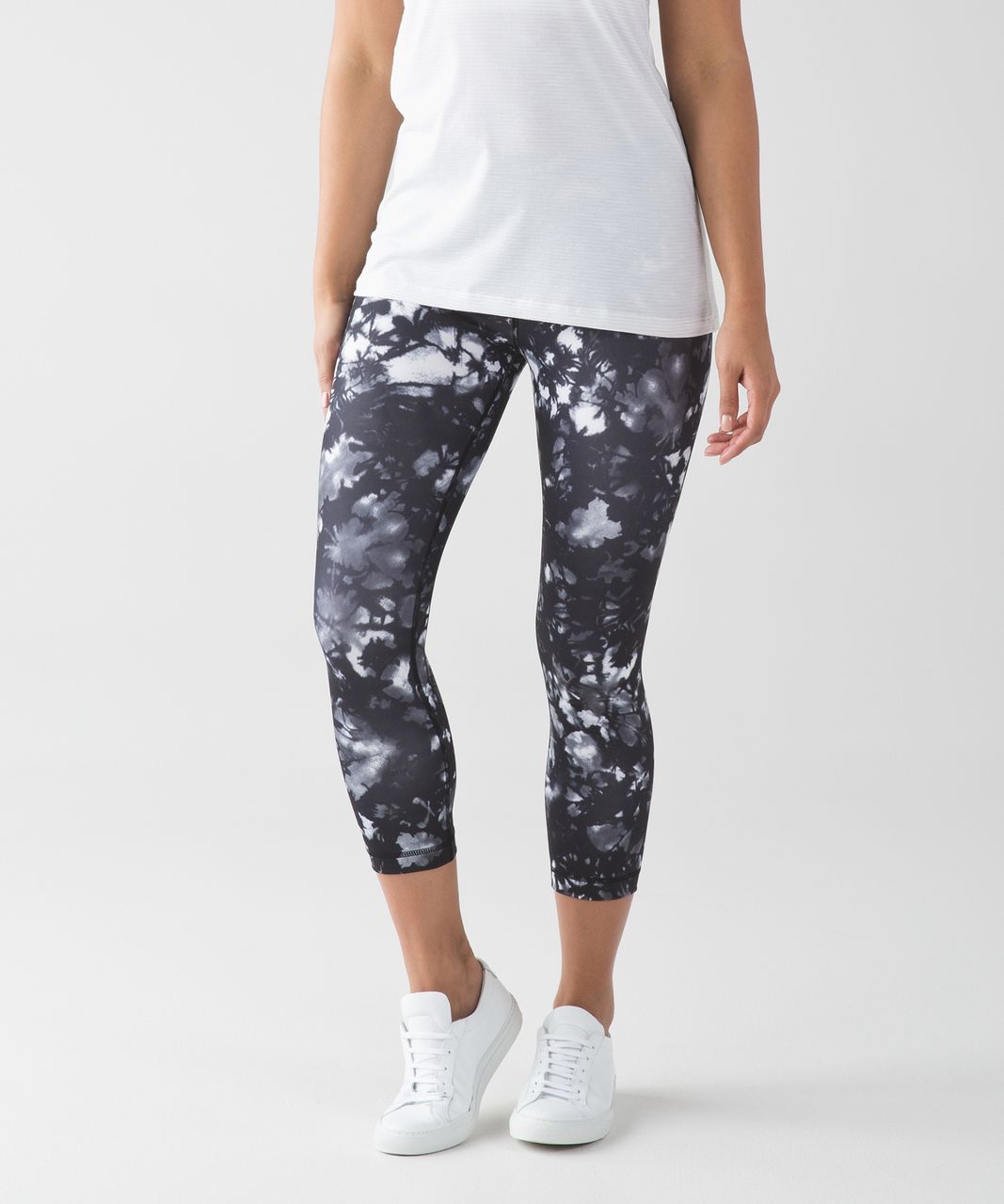 Lululemon Wunder Under Crop (Hi-Rise) - Dusk Dye White Black