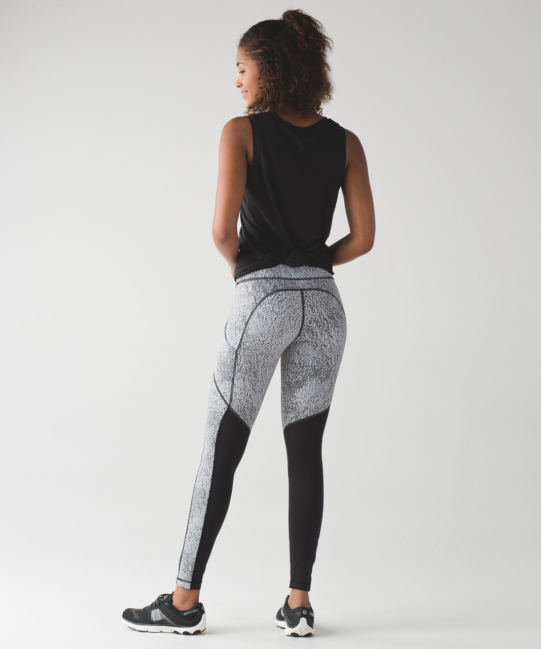 *NEW* LULULEMON SPEED TIGHT V POWER LUXTREME SPRAY JACQUARD BLACK/WHITE  SIZE 10