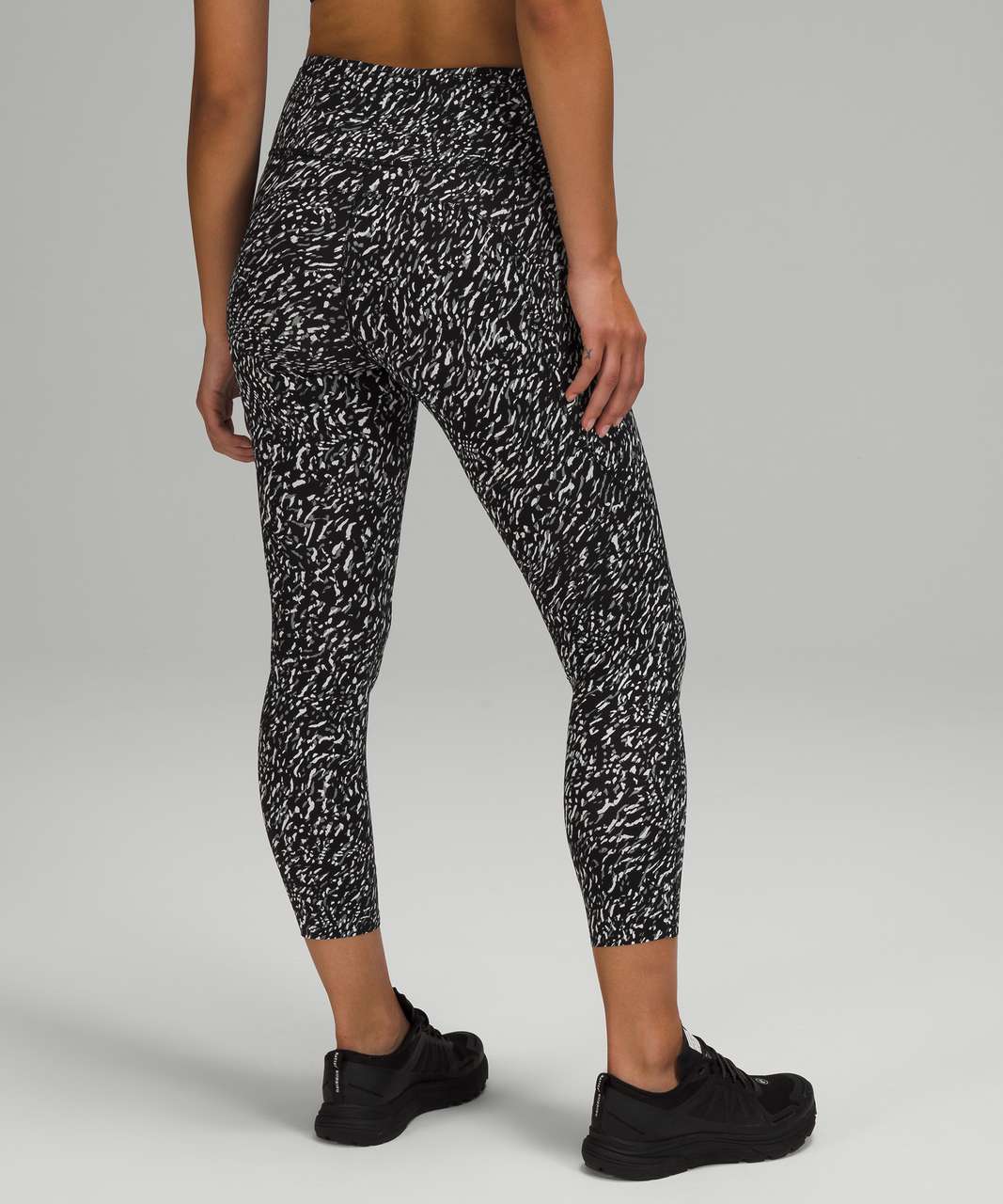 Lululemon Fast and Free High Rise Crop 23