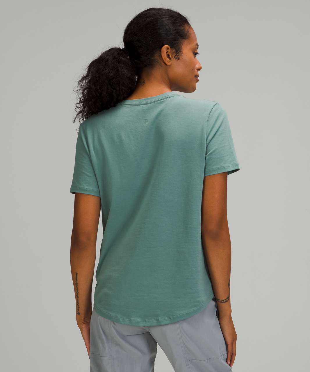 Lululemon Love Tee Short Sleeve V-Neck T-Shirt Rainforest Green