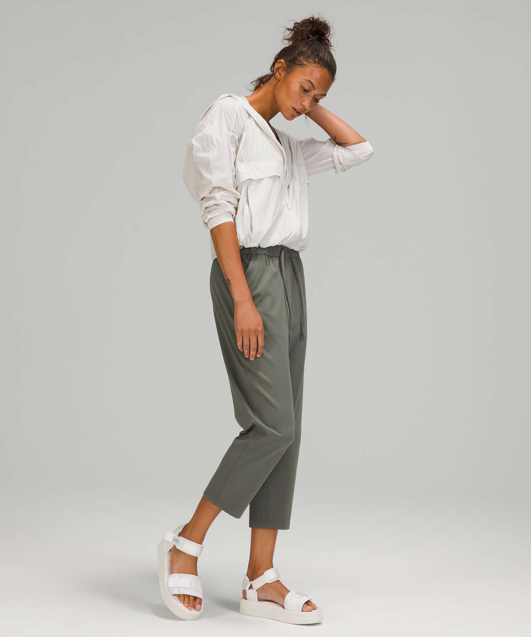 Groove Super-High-Rise Crop 23 *Nulu Online Only, Grey Sage