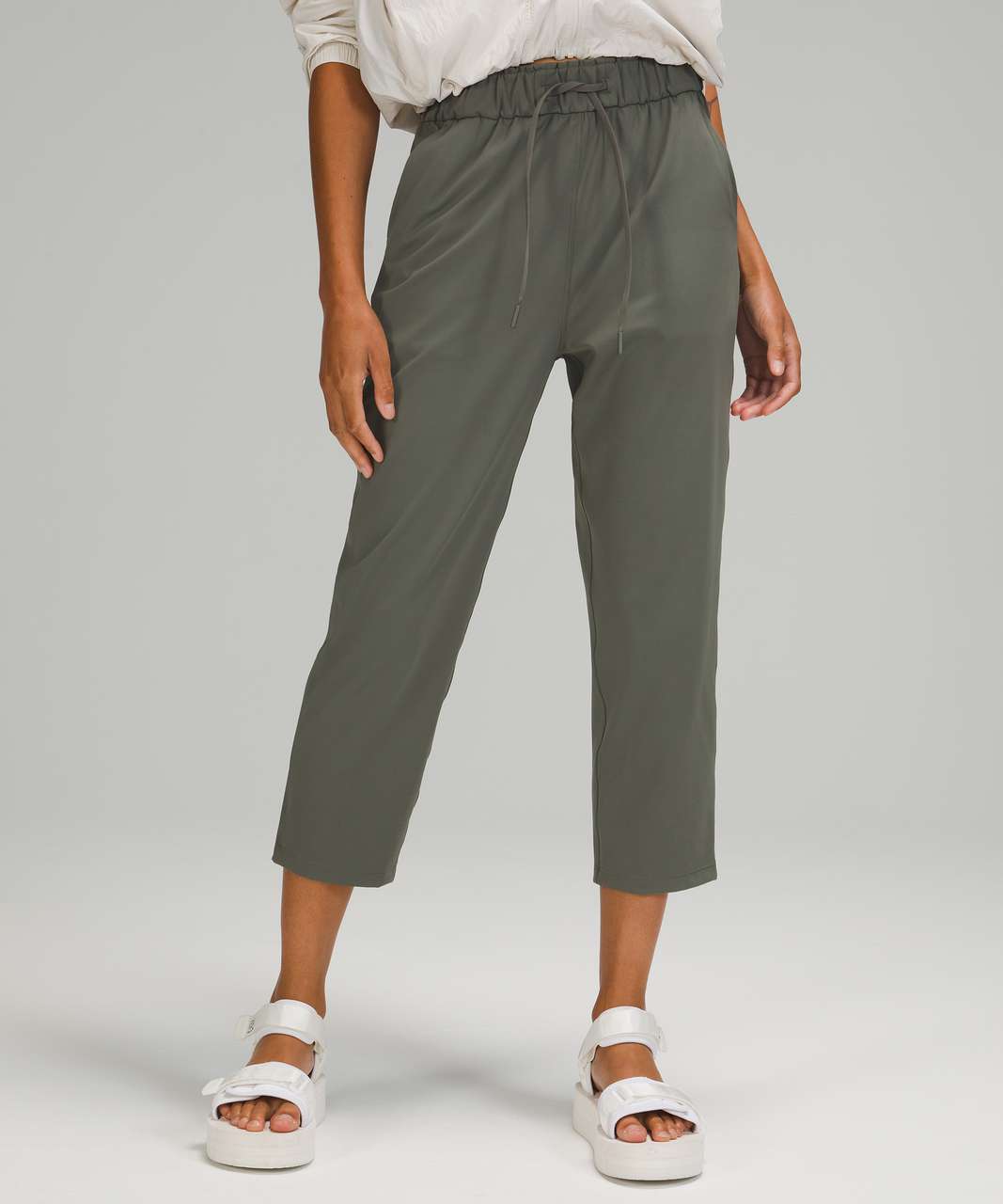 Lululemon Wanderer Crop 23 In Grey Sage