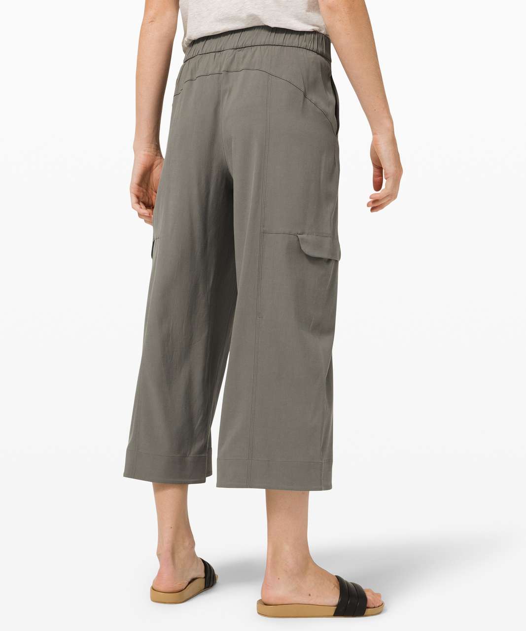 Lululemon Metropolis Maven High Rise Crop - Grey Sage