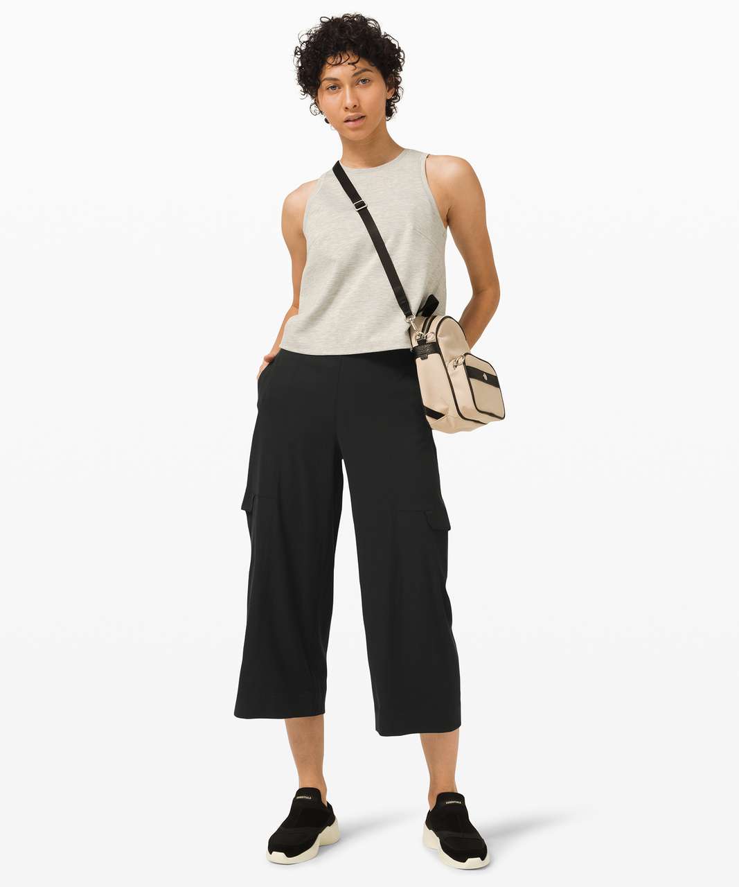 Lululemon Metropolis Maven High Rise Crop - Black