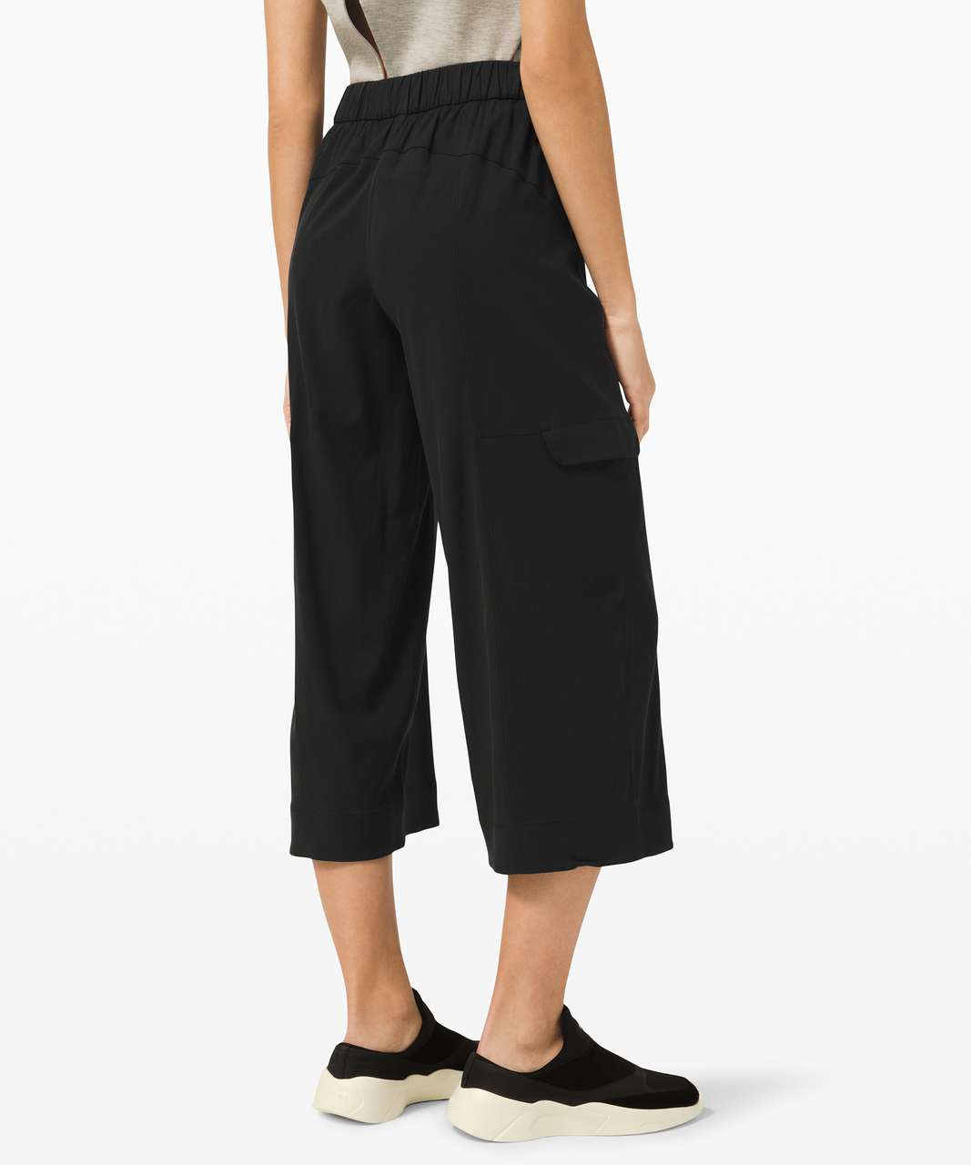 Lululemon Metropolis Maven High Rise Crop - Black - lulu fanatics