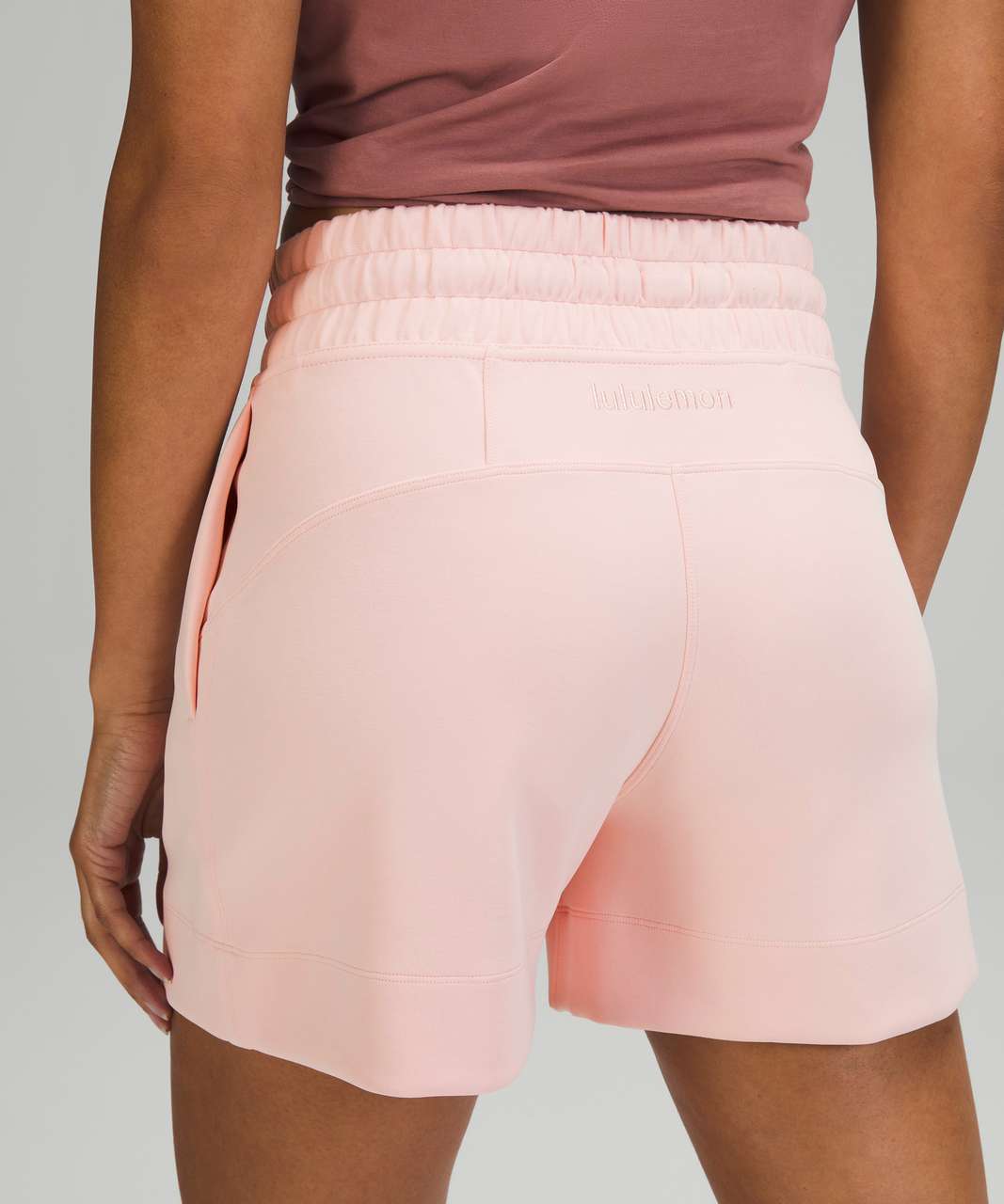 Lululemon Soft Ambitions High Rise Short 4" - Pink Mist