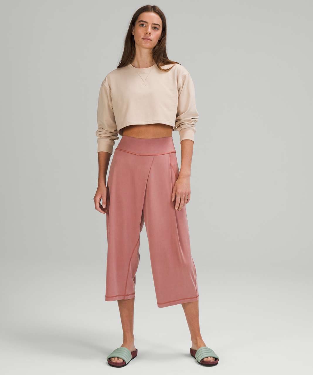 Lululemon Wide-Leg High Rise Crop 19 - Spiced Chai - lulu fanatics