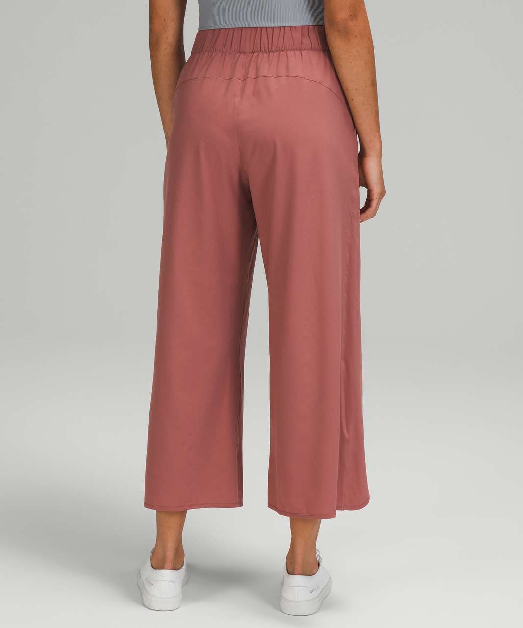 Lululemon Wide-Leg High Rise Crop 19 - Spiced Chai - lulu fanatics